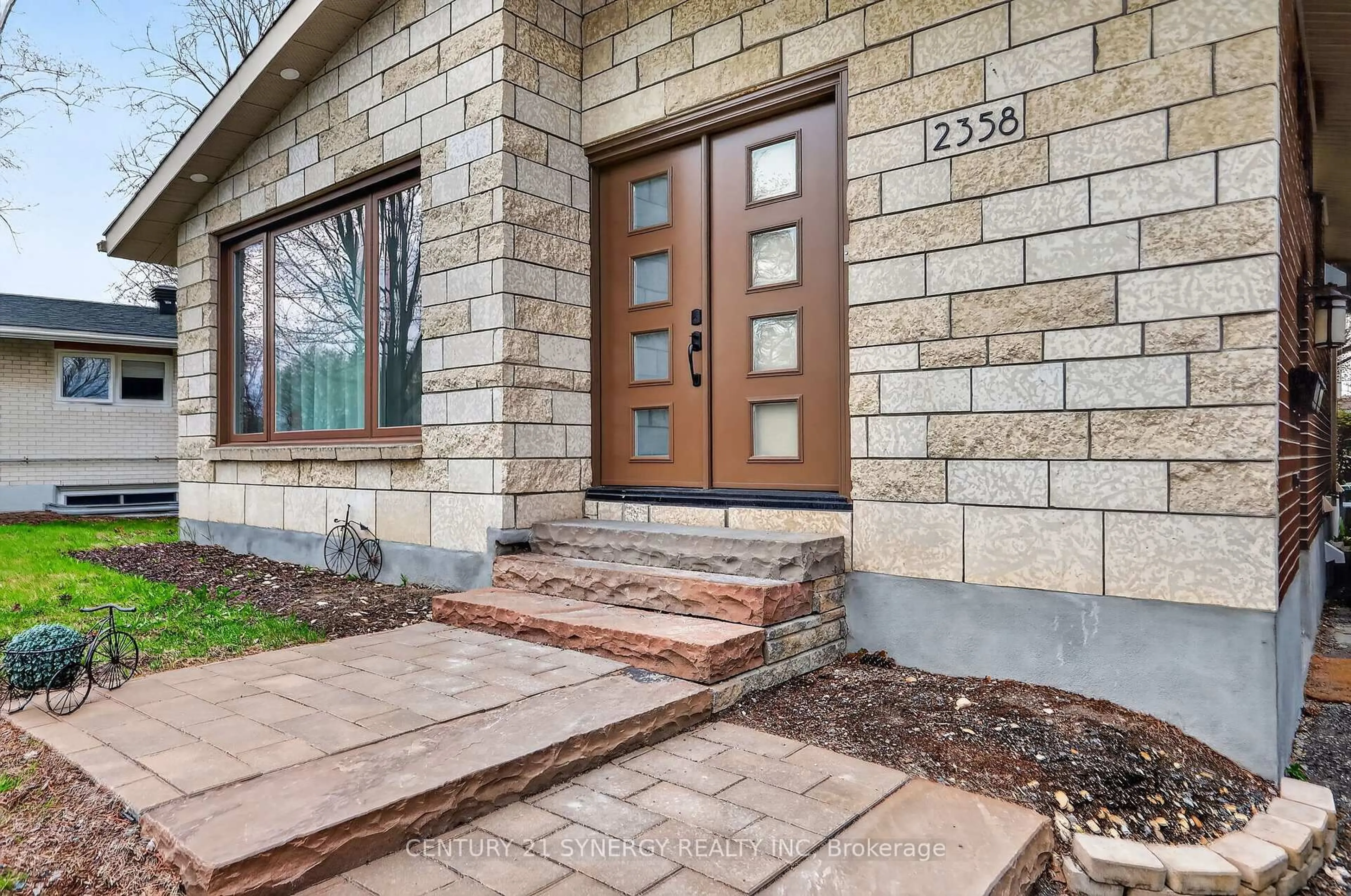Home with brick exterior material, street for 2358 Joliffe St, Ottawa Ontario K1G 1H2