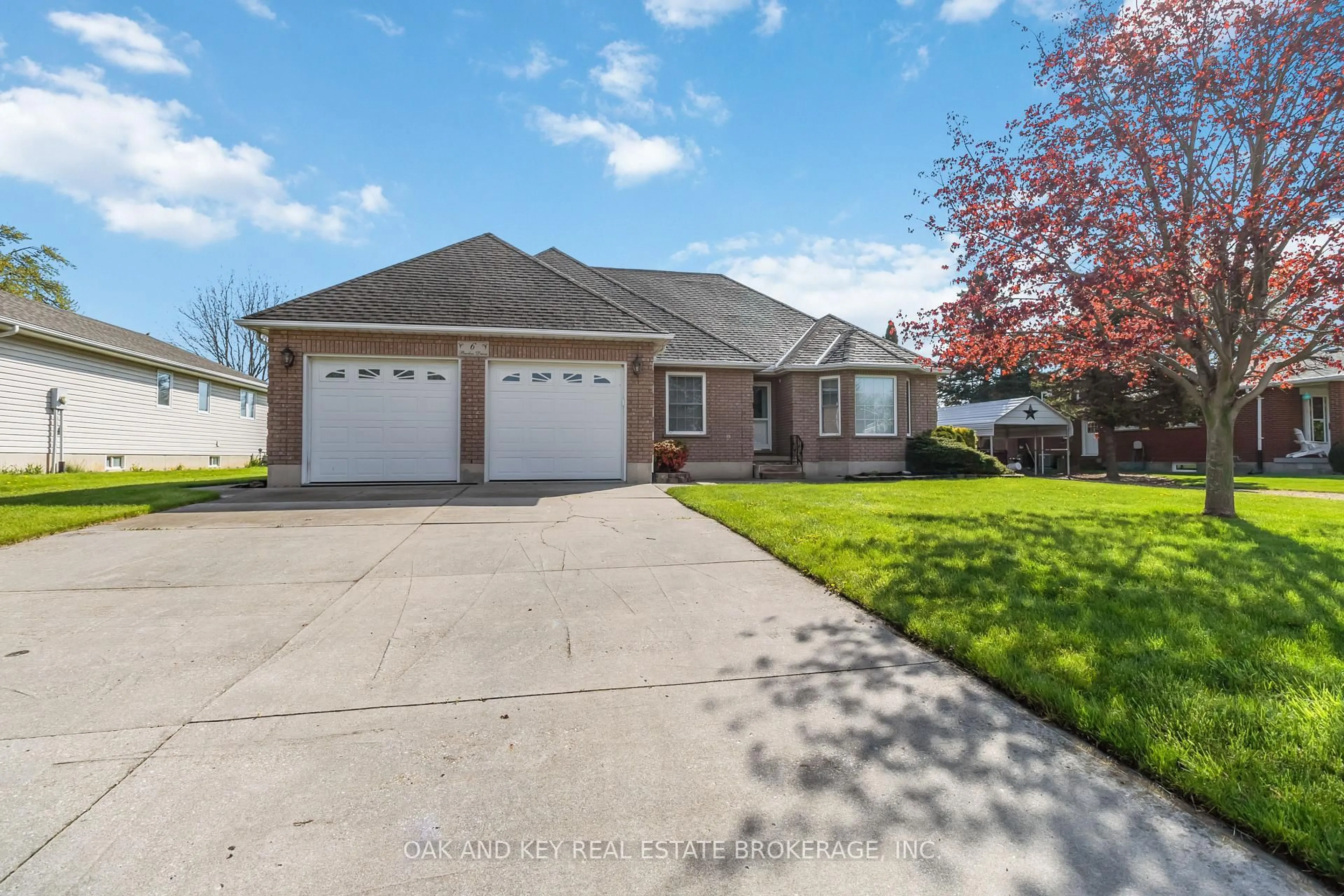 Unknown for 6 Backus Dr, Norfolk Ontario N0E 1M0