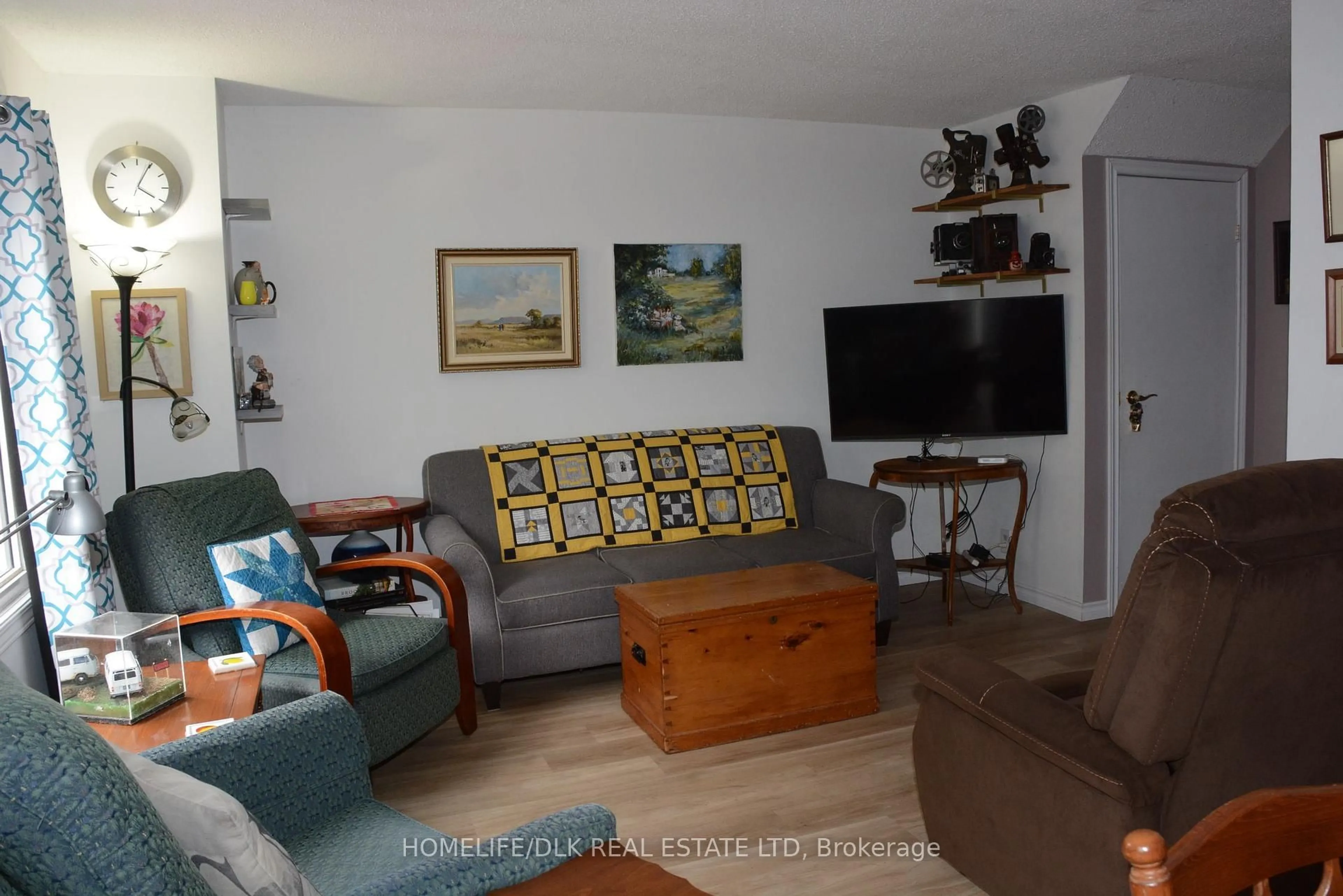 Living room with furniture, unknown for 27 Aldershot Ave #3, Brockville Ontario K6V 2P7