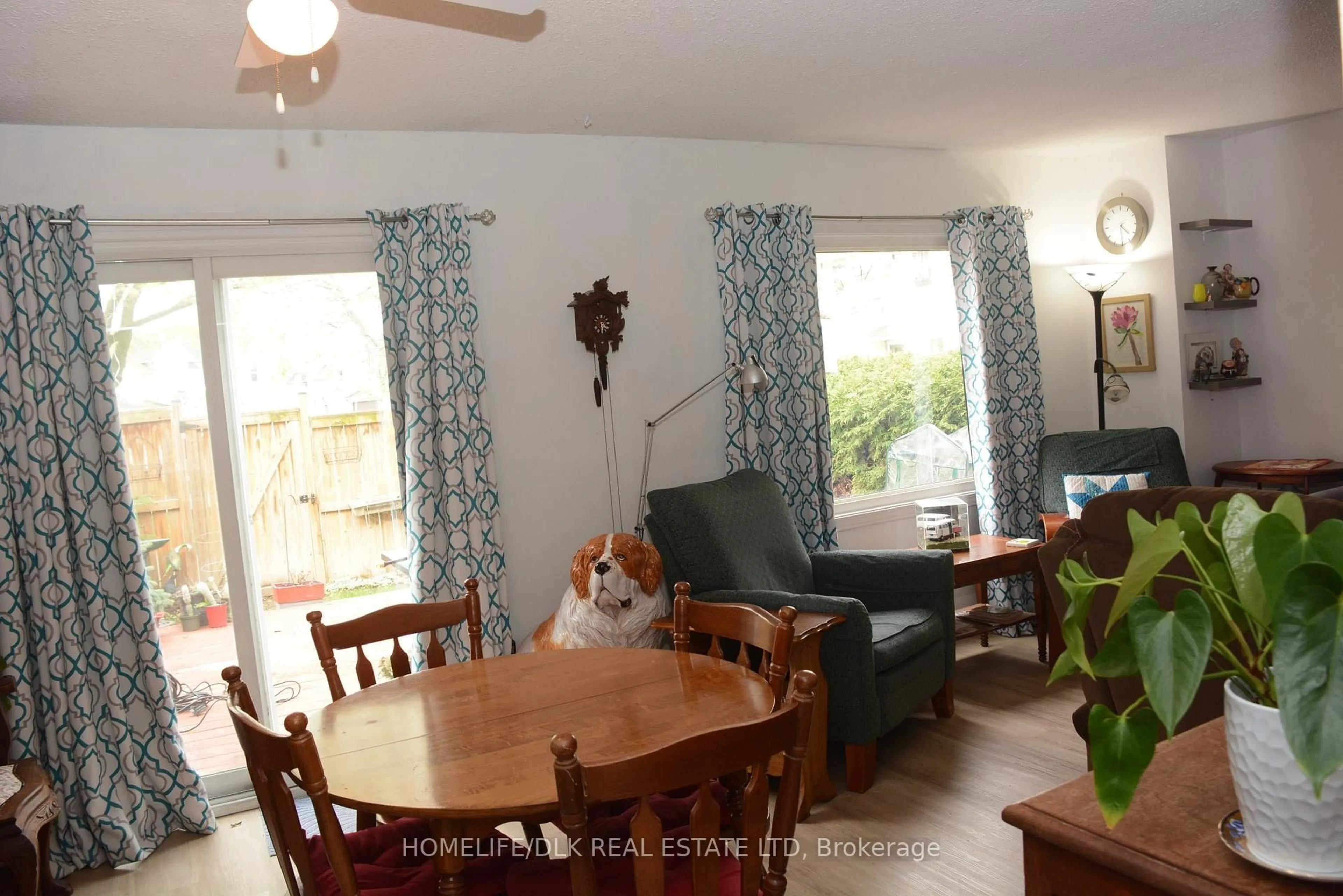 Dining room, wood/laminate floor for 27 Aldershot Ave #3, Brockville Ontario K6V 2P7