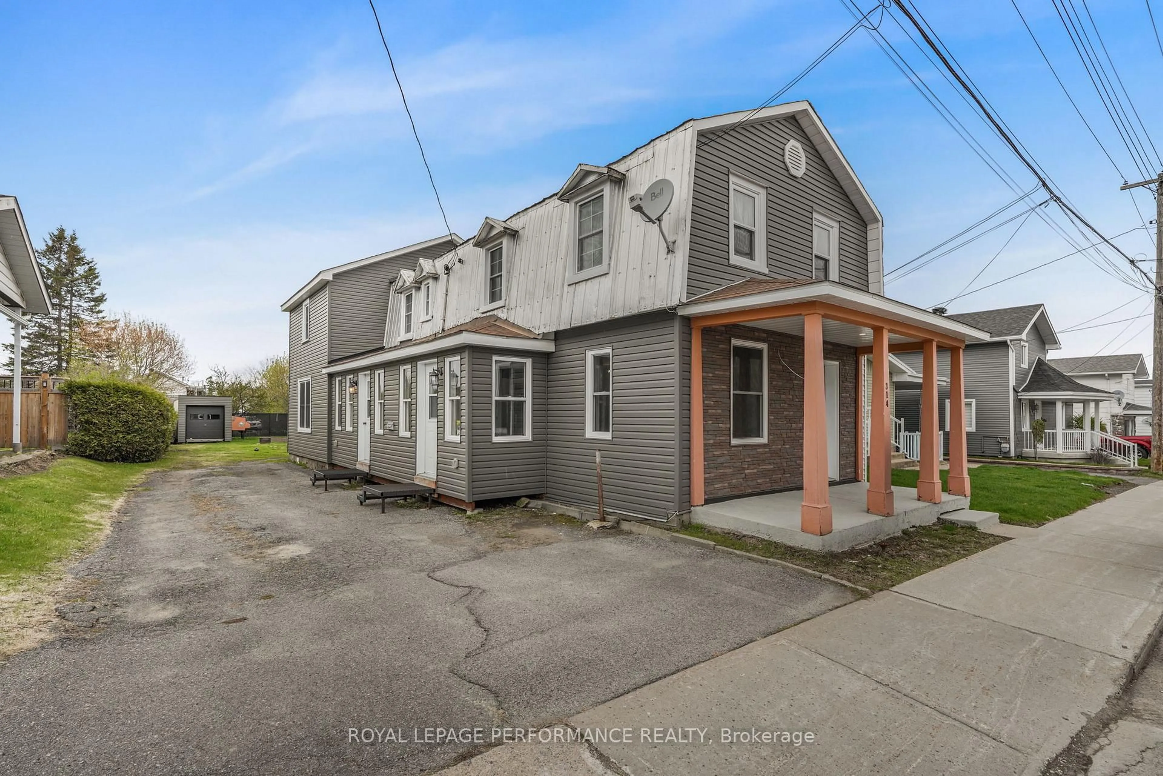 A pic from outside/outdoor area/front of a property/back of a property/a pic from drone, street for 314 Laurier St, Hawkesbury Ontario K6A 2A4