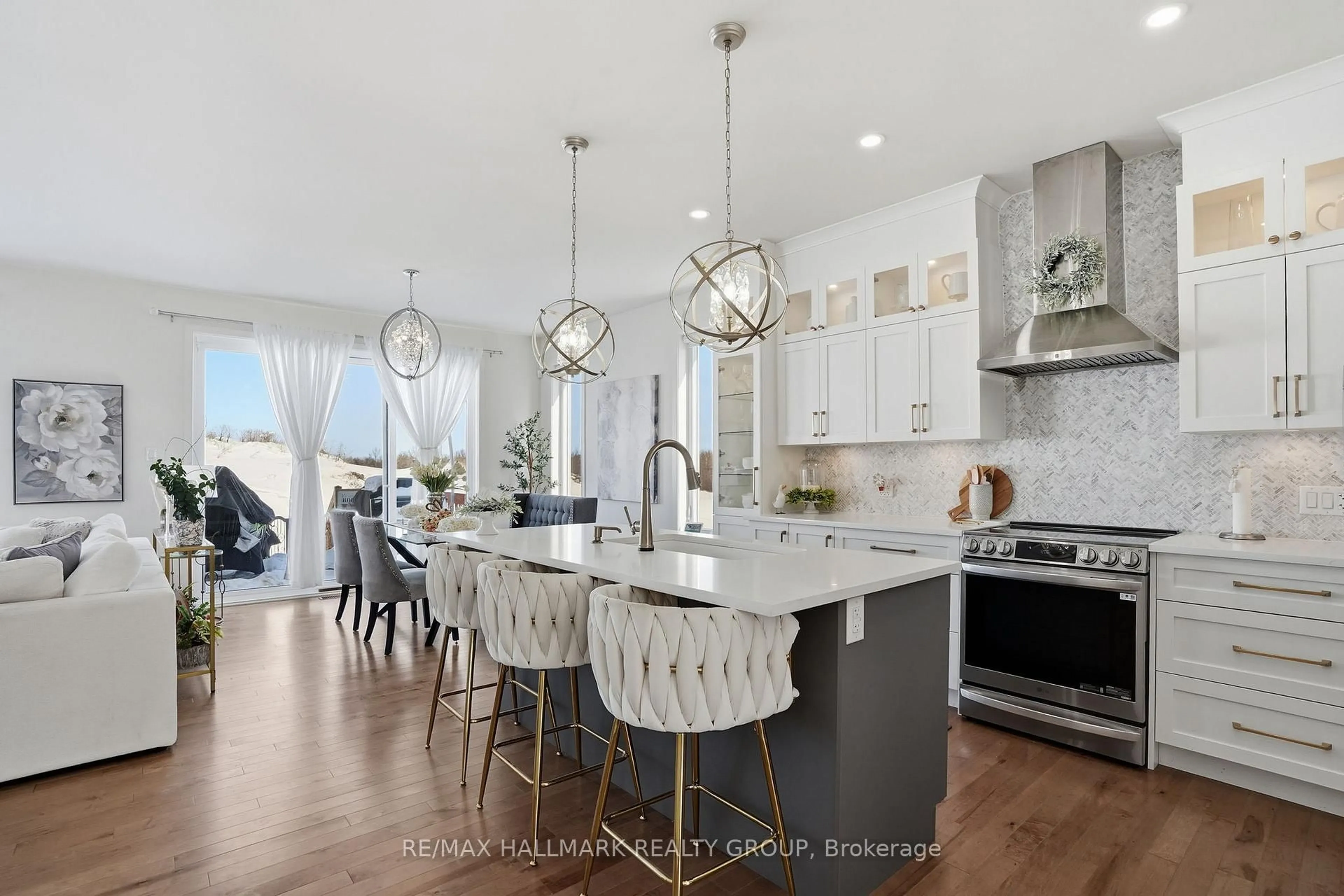 Open concept kitchen, ceramic/tile floor for 3 Arber St, Champlain Ontario K0B 1R0