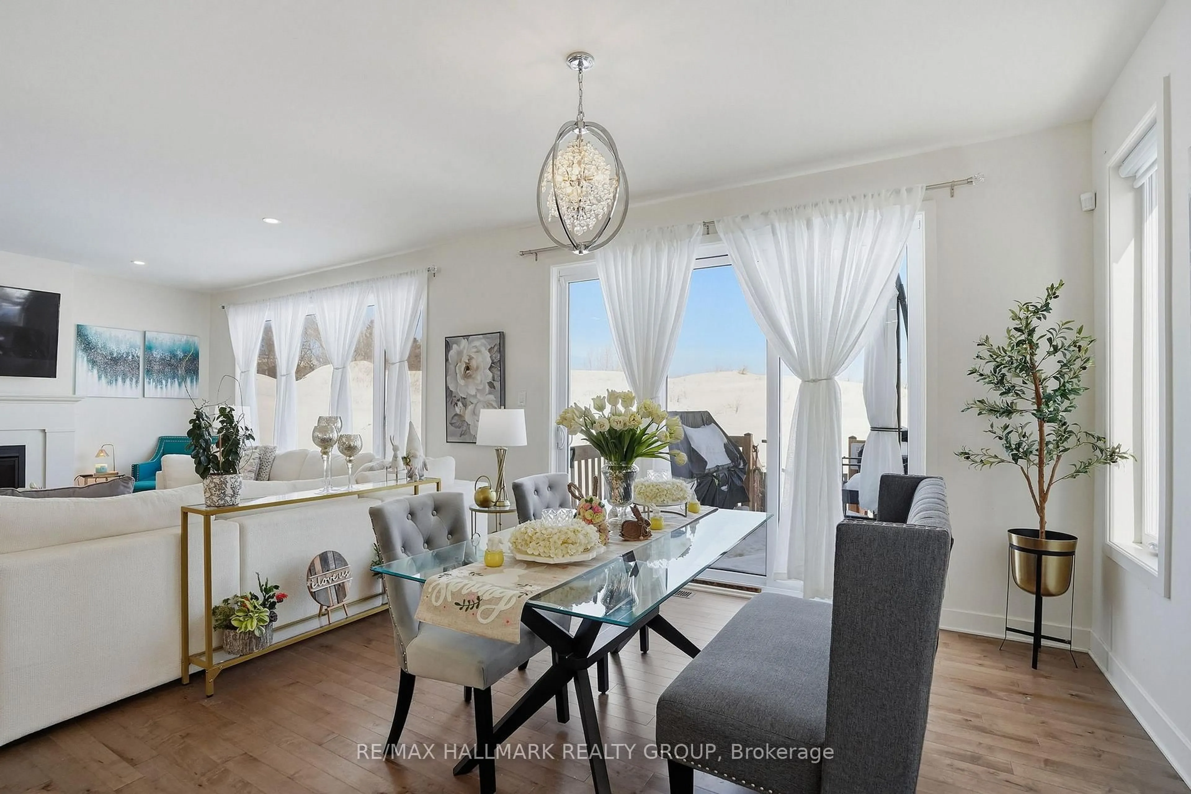 Dining room, unknown for 3 Arber St, Champlain Ontario K0B 1R0