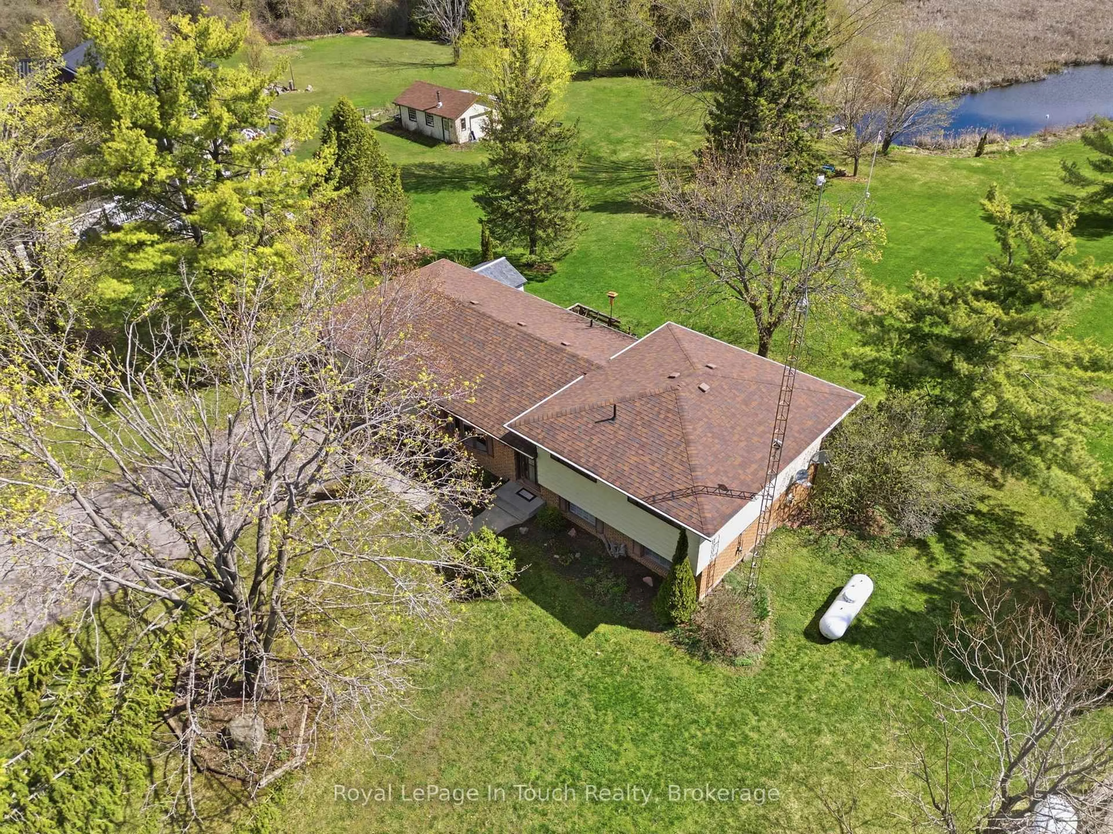 A pic from outside/outdoor area/front of a property/back of a property/a pic from drone, unknown for 23 Wispi Shore Rd, Kawartha Lakes Ontario K9V 0K4