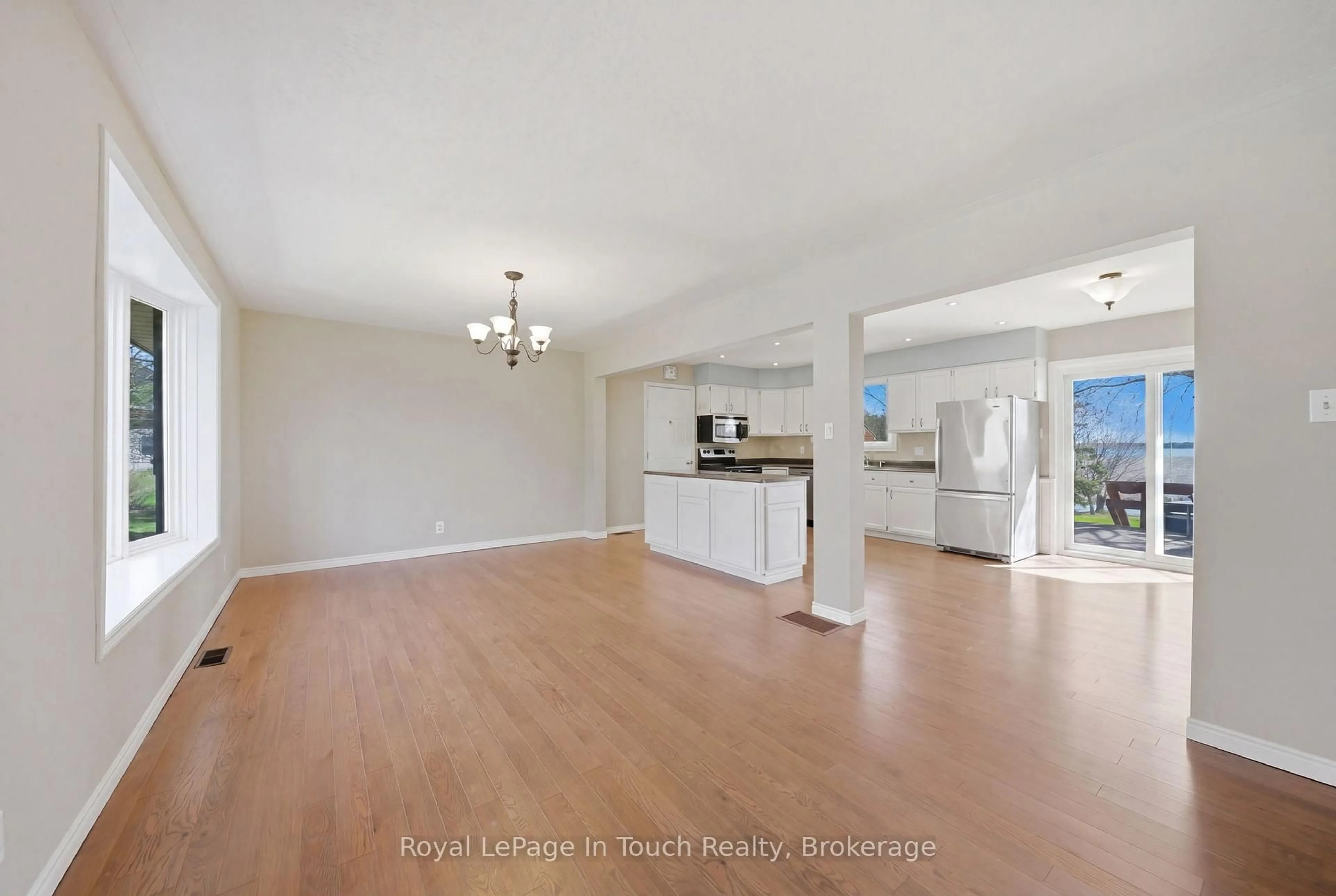 Open concept kitchen, wood/laminate floor for 23 Wispi Shore Rd, Kawartha Lakes Ontario K9V 0K4