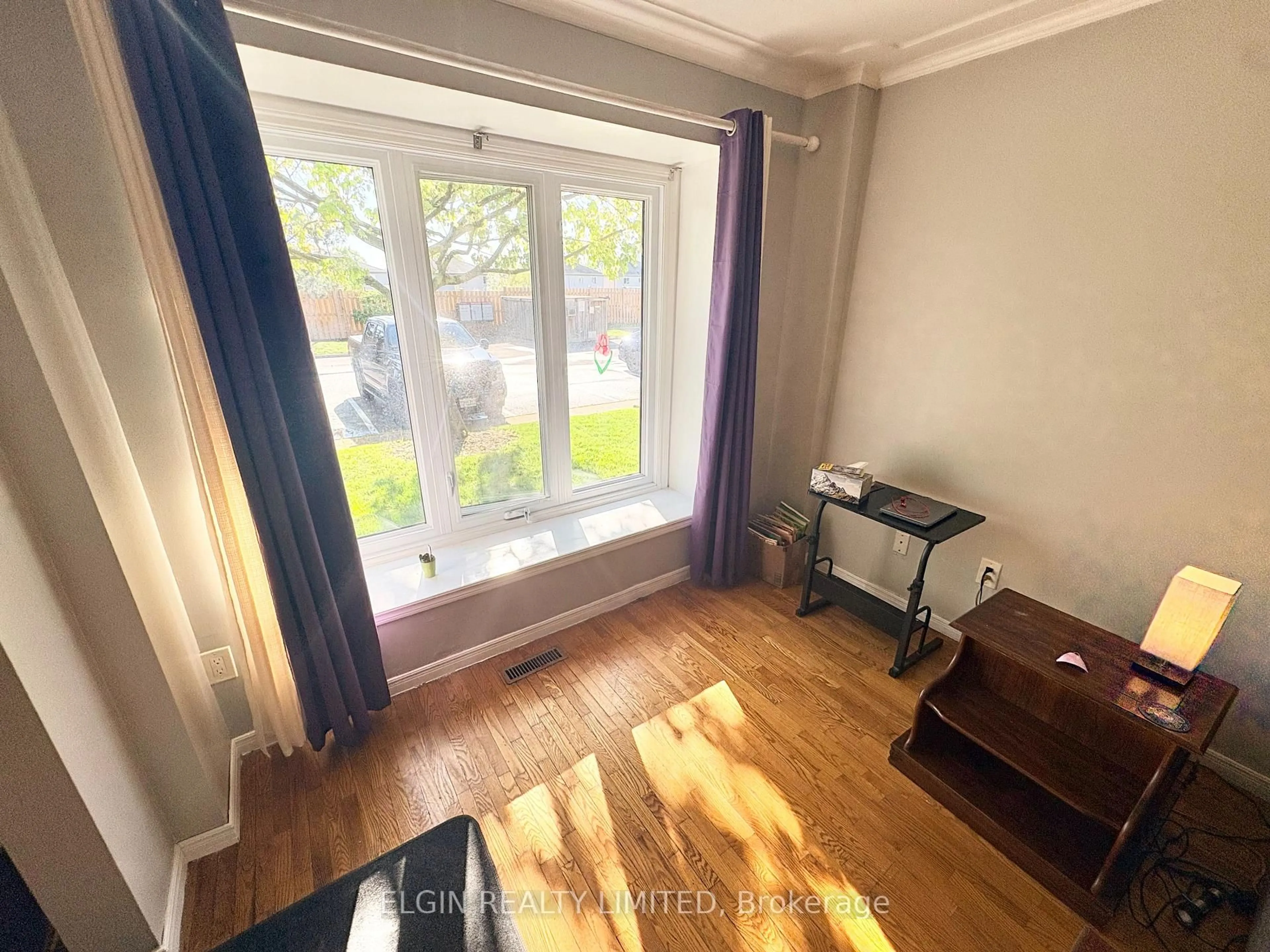 A pic of a room for 1138 Kipps Lane #5, London East Ontario N5Y 5K6