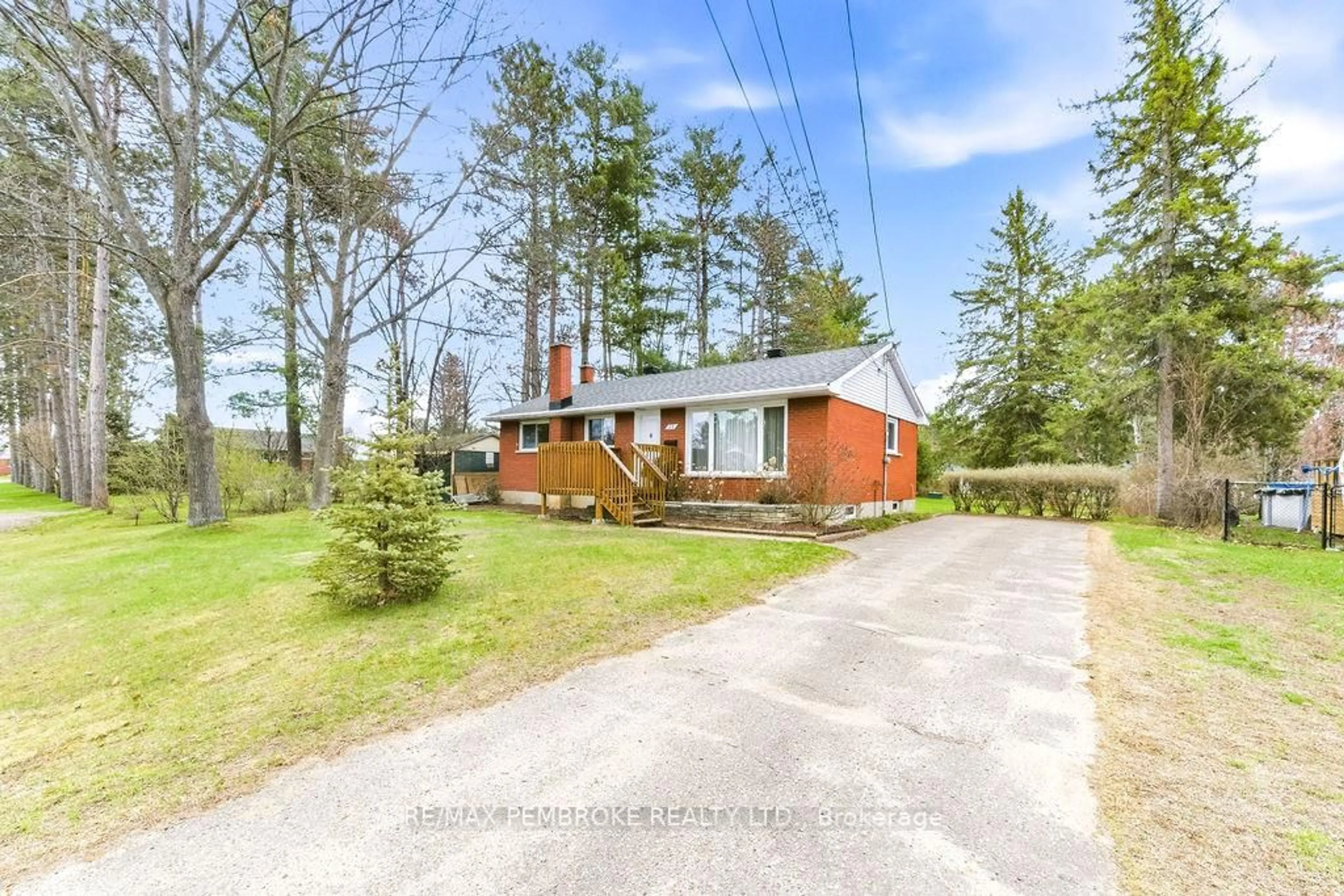 Unknown for 20 Elmer Ave, Petawawa Ontario K8H 2M2