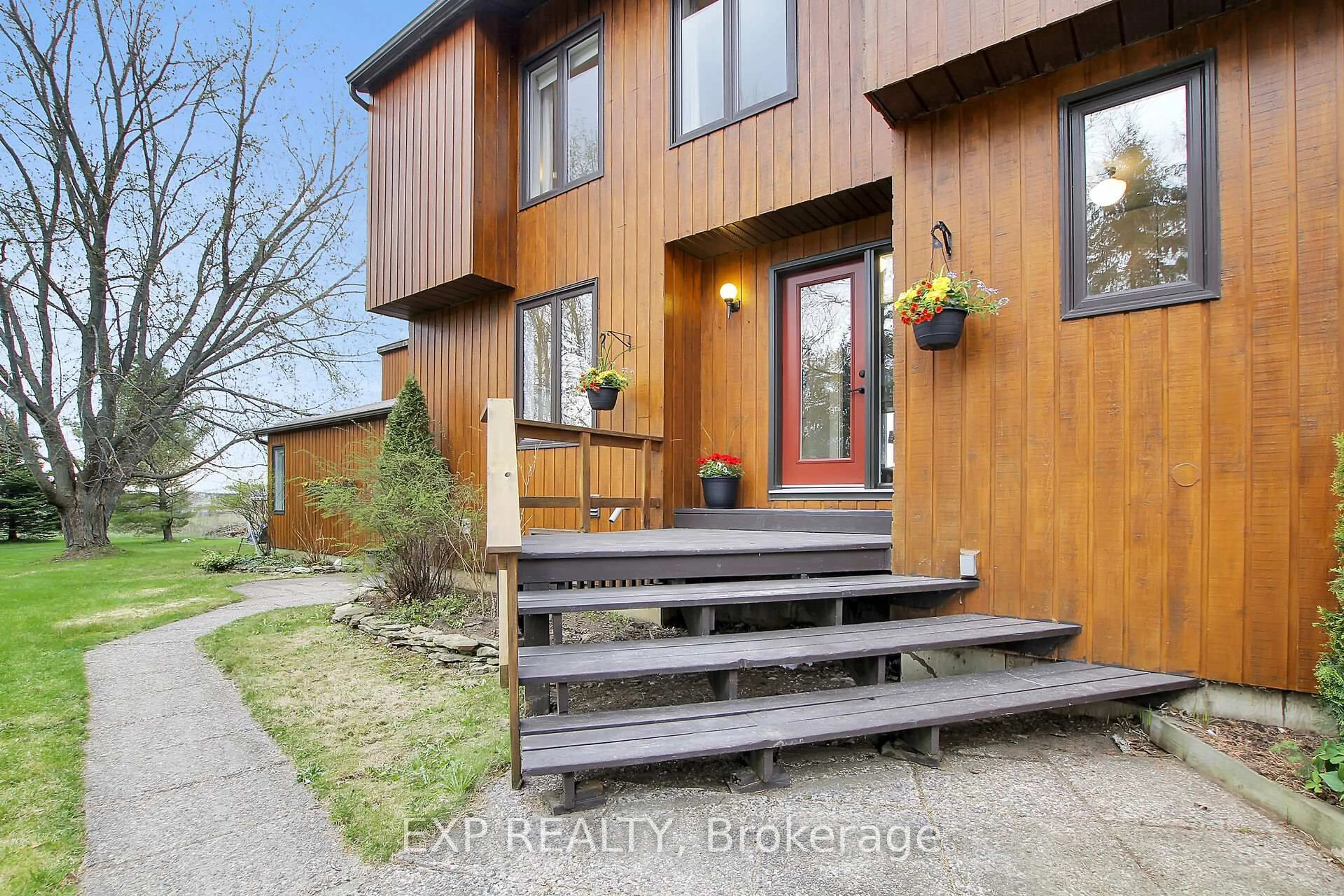 Indoor entryway for 3215 APPLETON Sdrd, Beckwith Ontario K7C 4M3