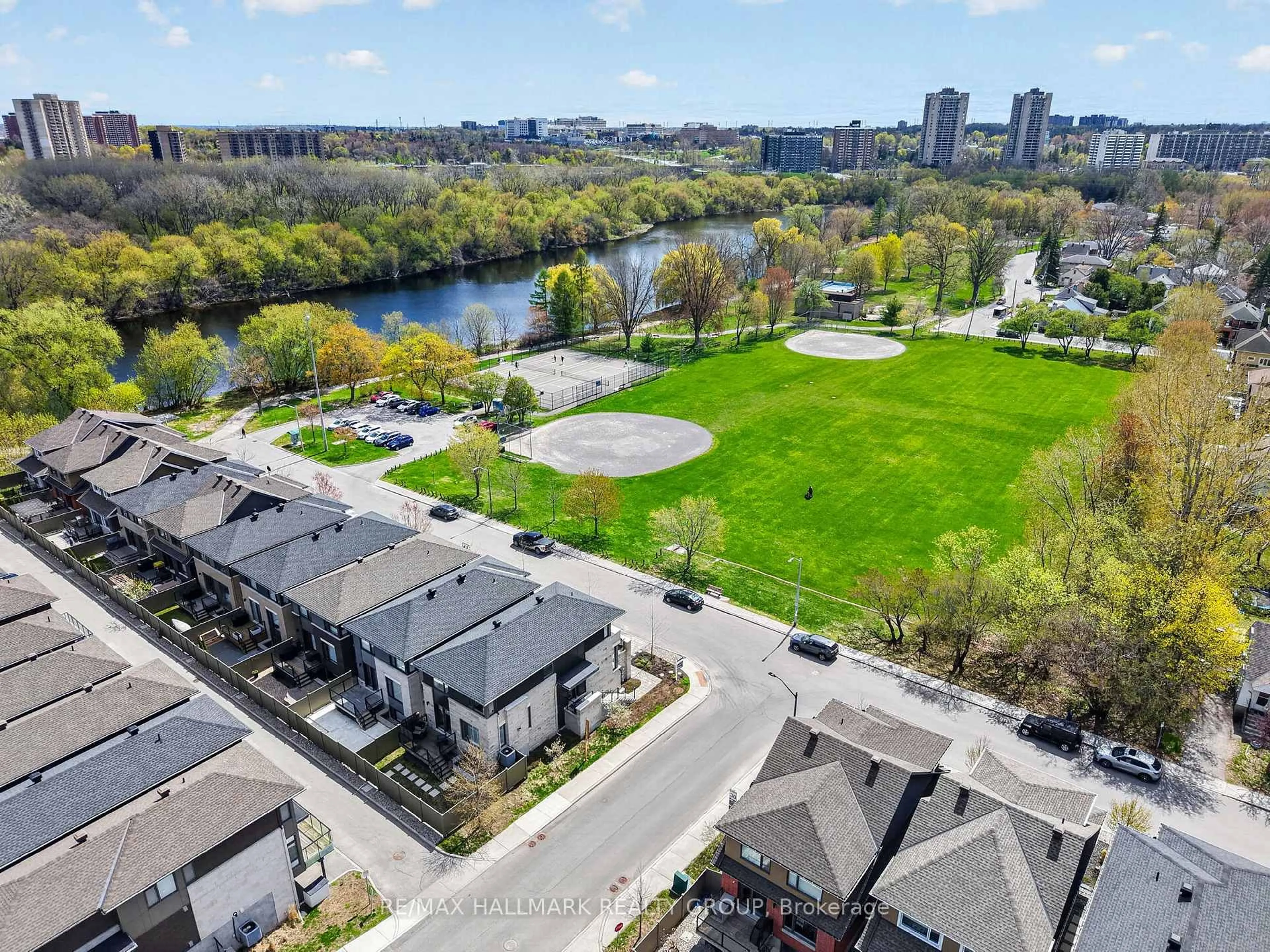 A pic from outside/outdoor area/front of a property/back of a property/a pic from drone, water/lake/river/ocean view for 30 Telmon St, Ottawa Ontario K1S 5P7