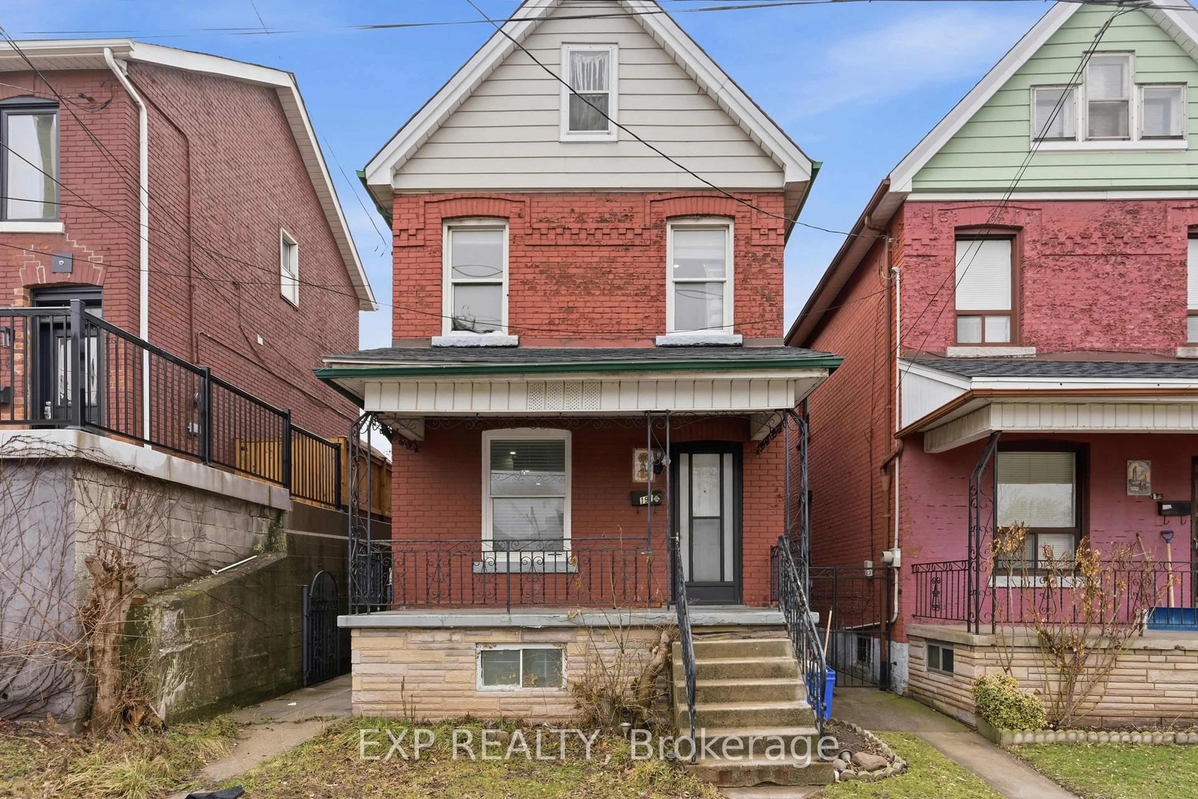Home with brick exterior material, street for 191 Queen St, Hamilton Ontario L2E 7K8