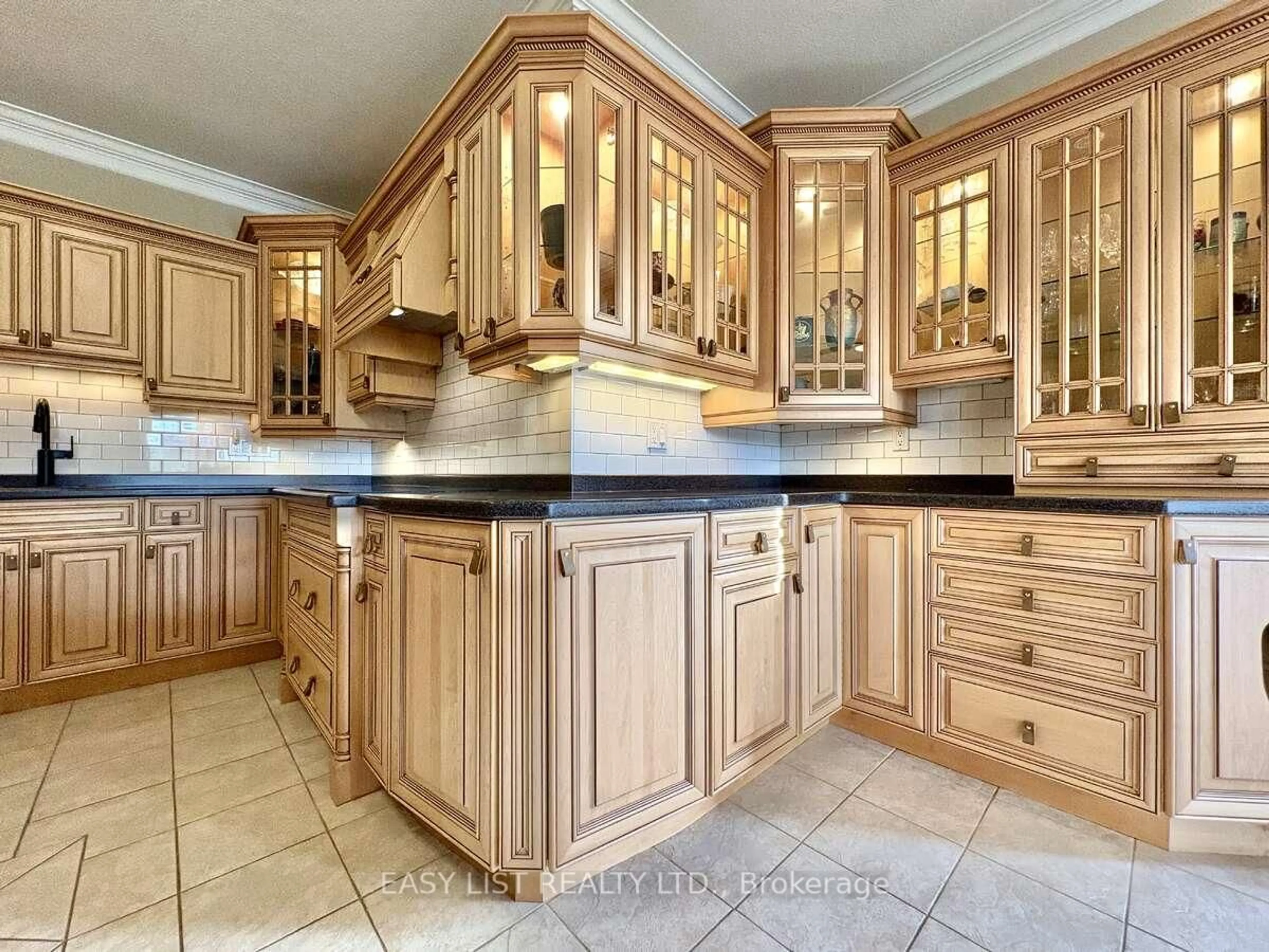 Unknown for 1193 Thornley St, London South Ontario N6K 4V5