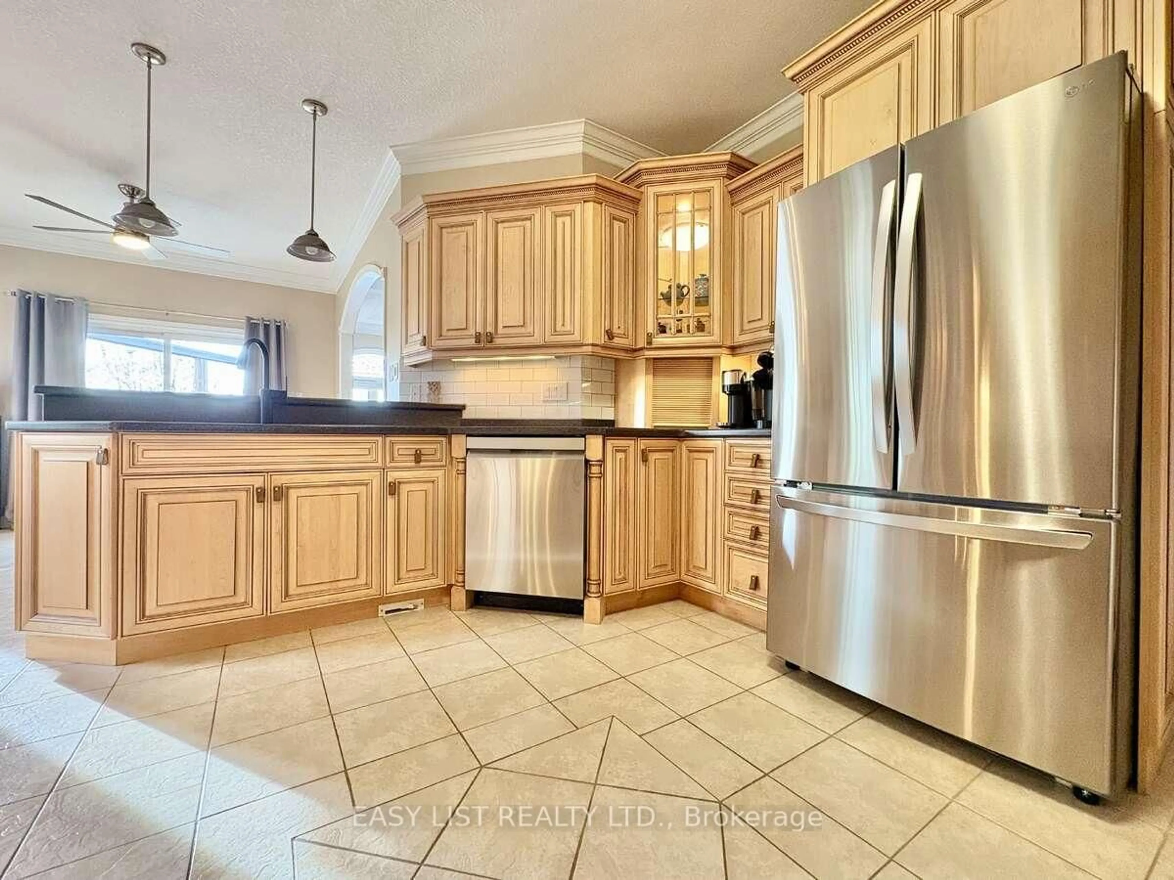 Open concept kitchen, ceramic/tile floor for 1193 Thornley St, London South Ontario N6K 4V5