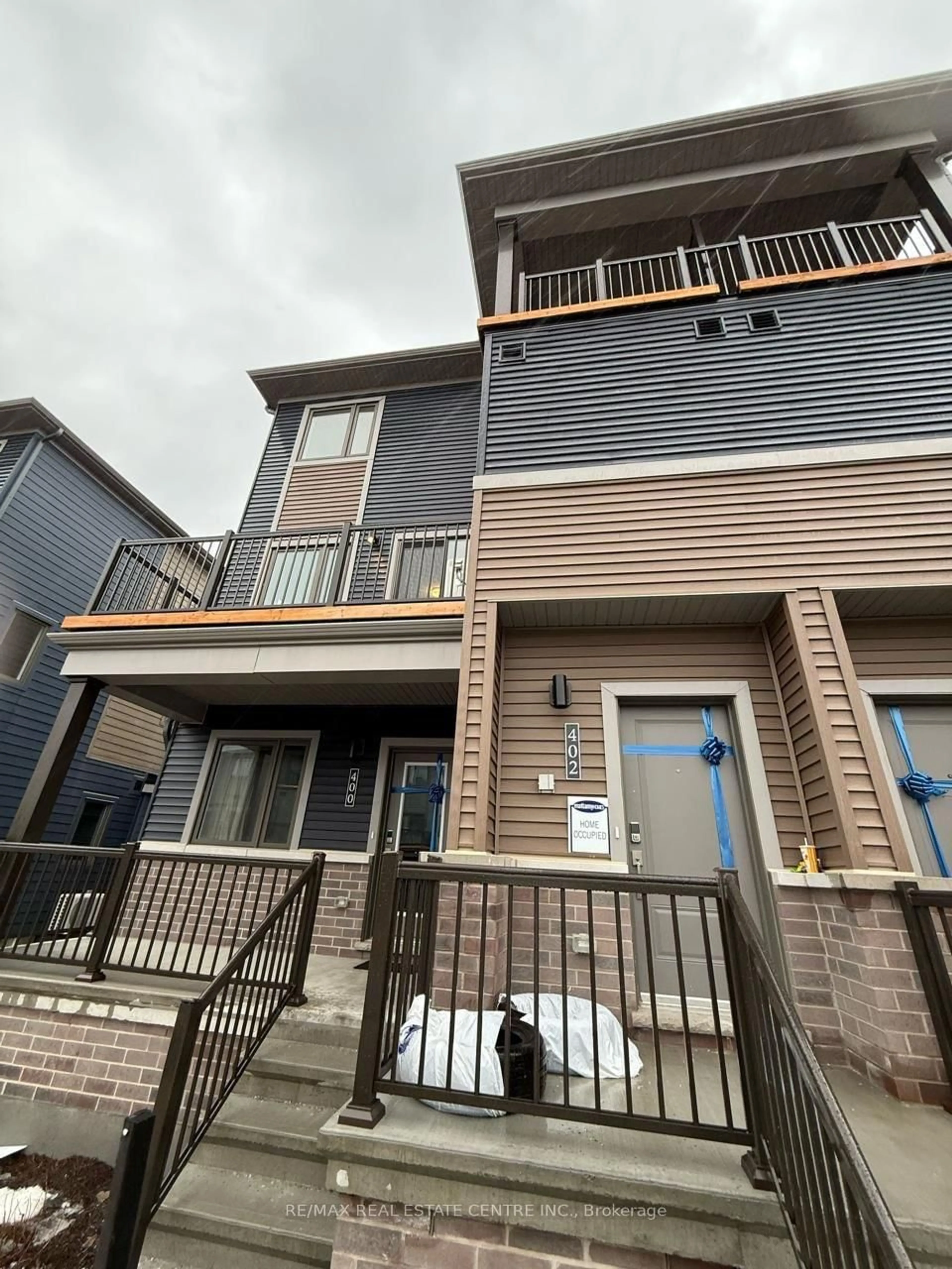 Home with vinyl exterior material, street for 402 PARNIAN PVT Private, Barrhaven Ontario K2J 7K5
