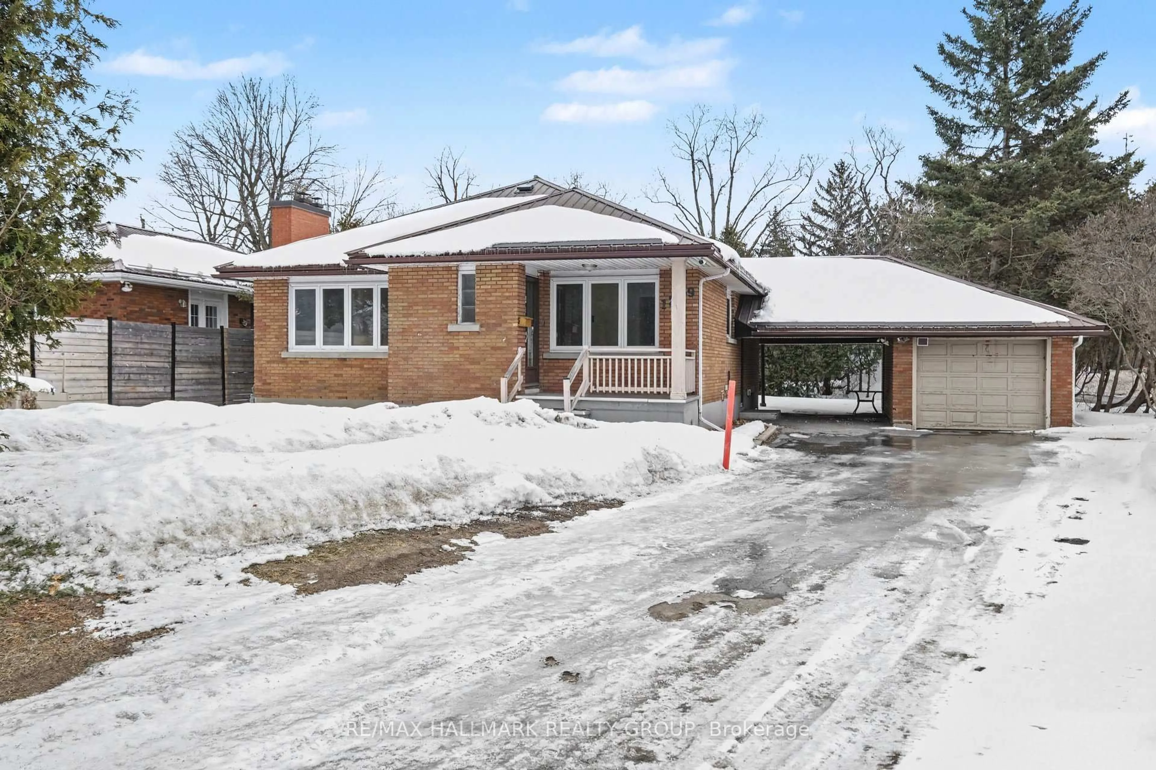 Home with brick exterior material, street for 1299 Evans Blvd, Ottawa Ontario K1H 7T8