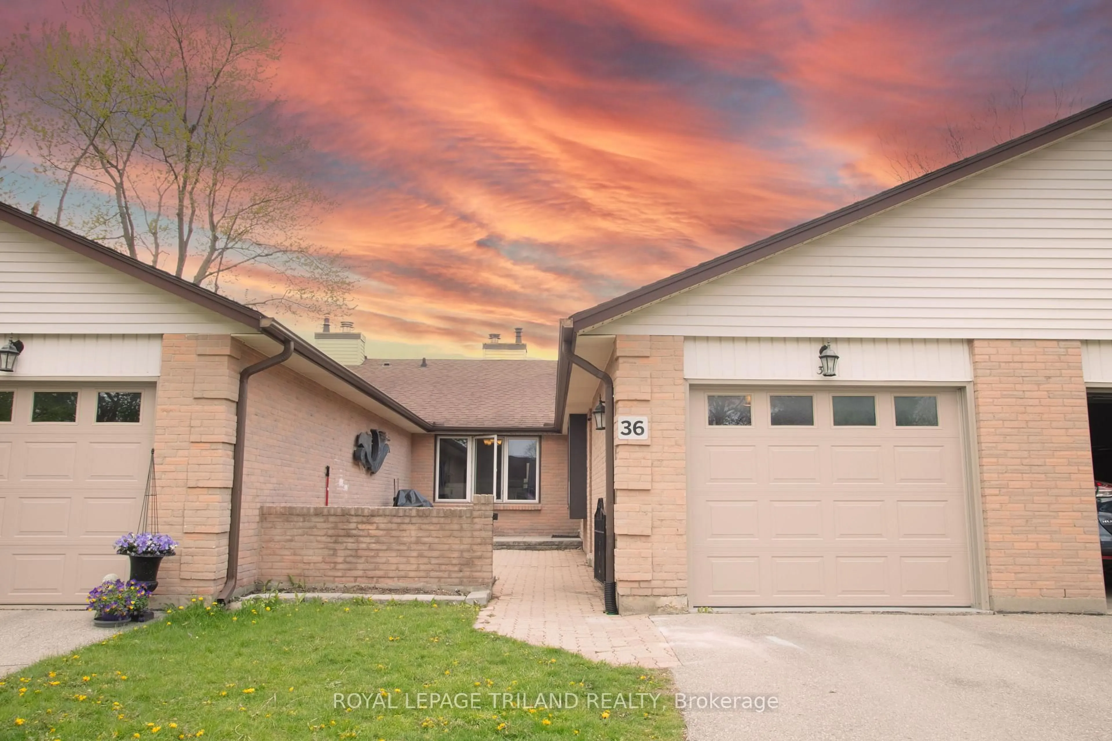 Home with brick exterior material, street for 60 Fiddlers Green Rd #36, London North Ontario N6H 4S7