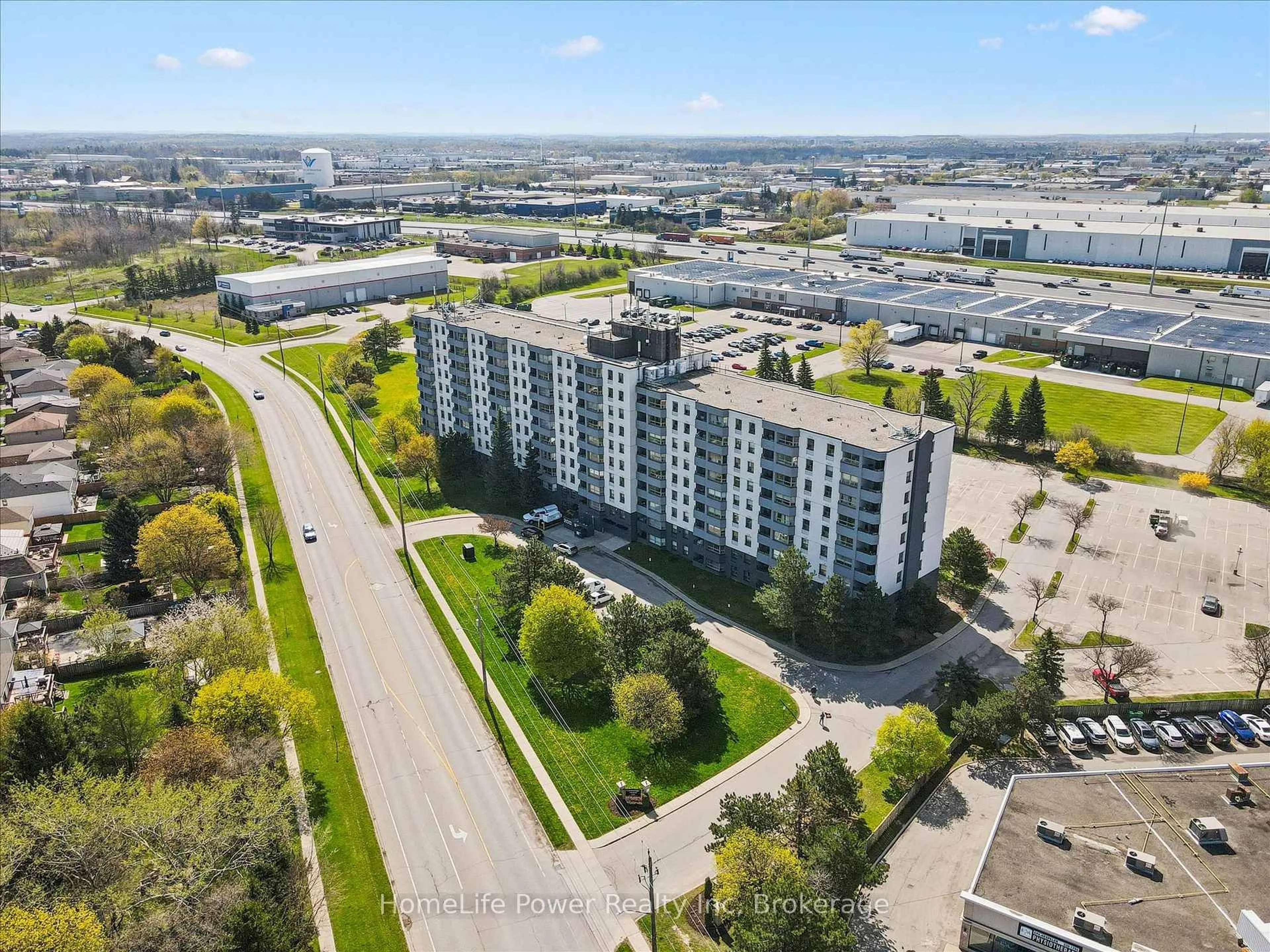 A pic from outside/outdoor area/front of a property/back of a property/a pic from drone, unknown for 200 Jamieson Pkwy #403, Cambridge Ontario N3C 4B5
