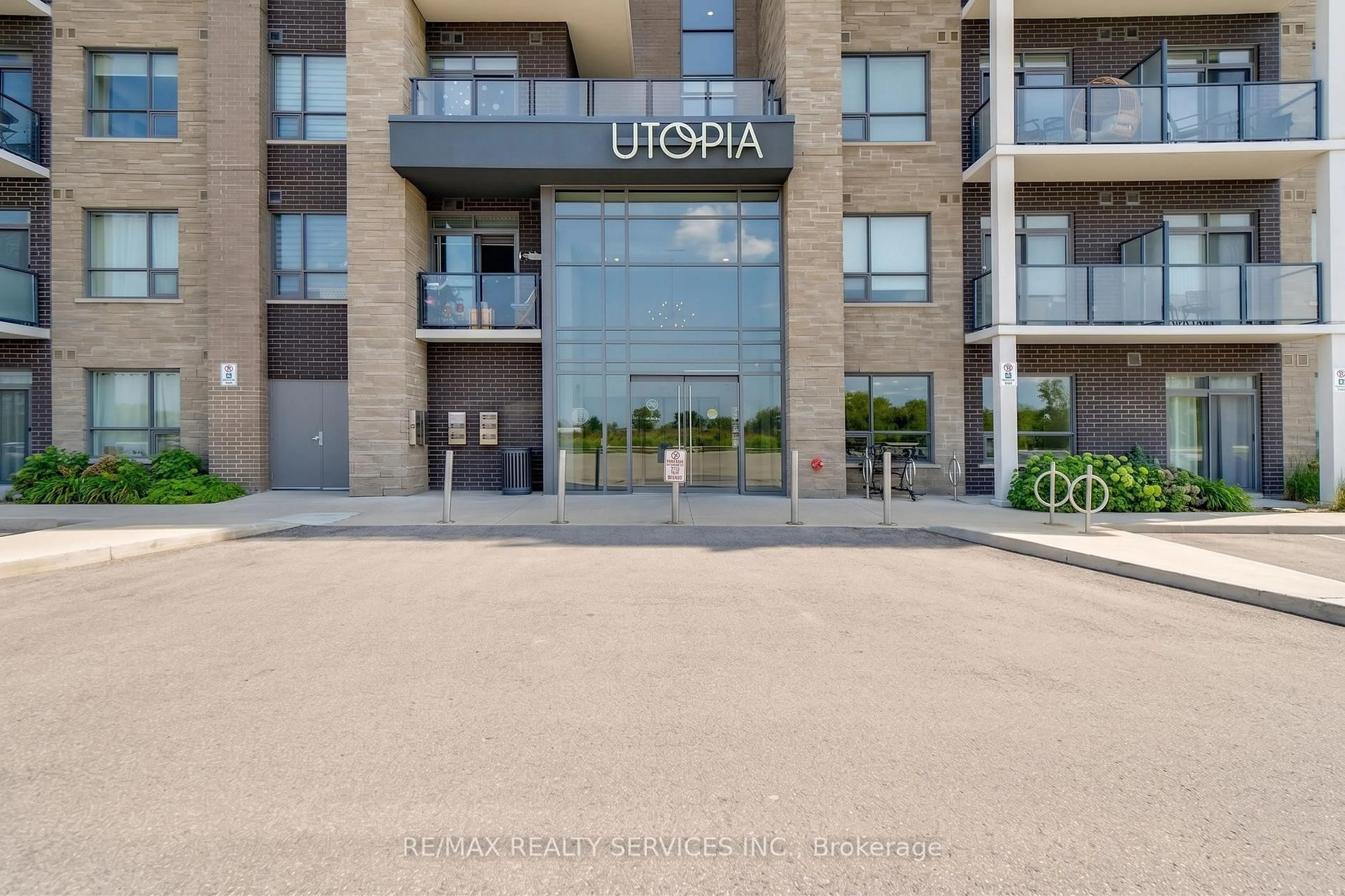 Unknown for 5055 Greenlane Rd #136, Lincoln Ontario L3J 2J3