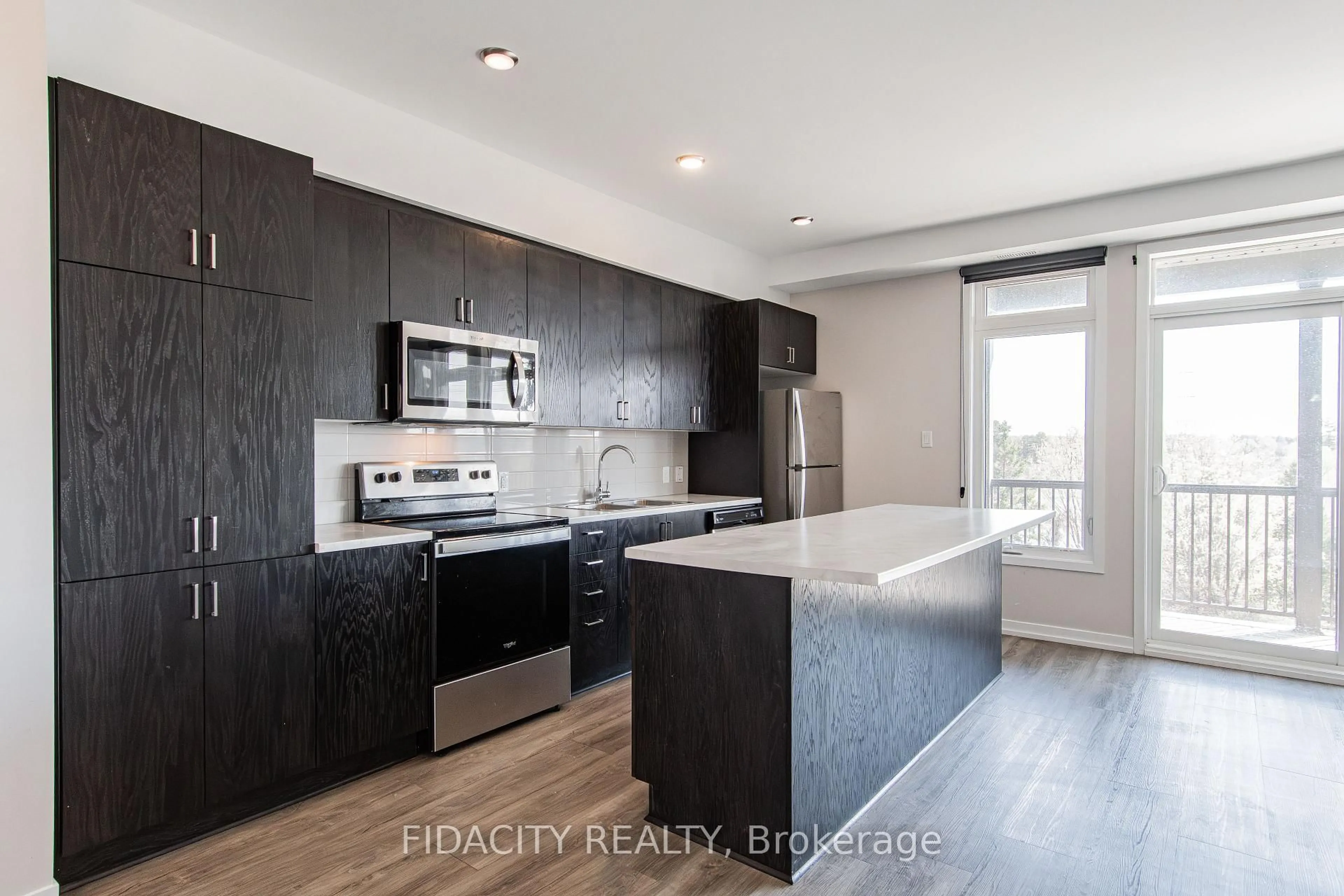 Unknown for 225 Citiplace Dr #H, Ottawa Ontario K2E 0A8