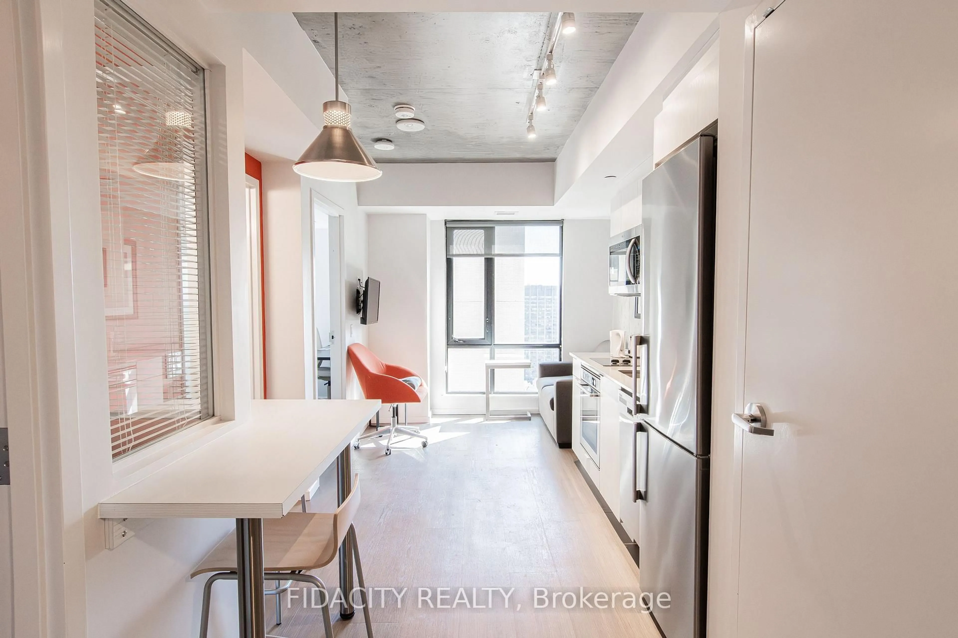 Unknown for 105 Champagne Ave #2912, Ottawa Ontario K1S 5E5