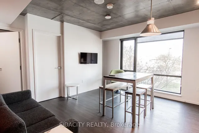 105 Champagne Ave #303, Ottawa 5