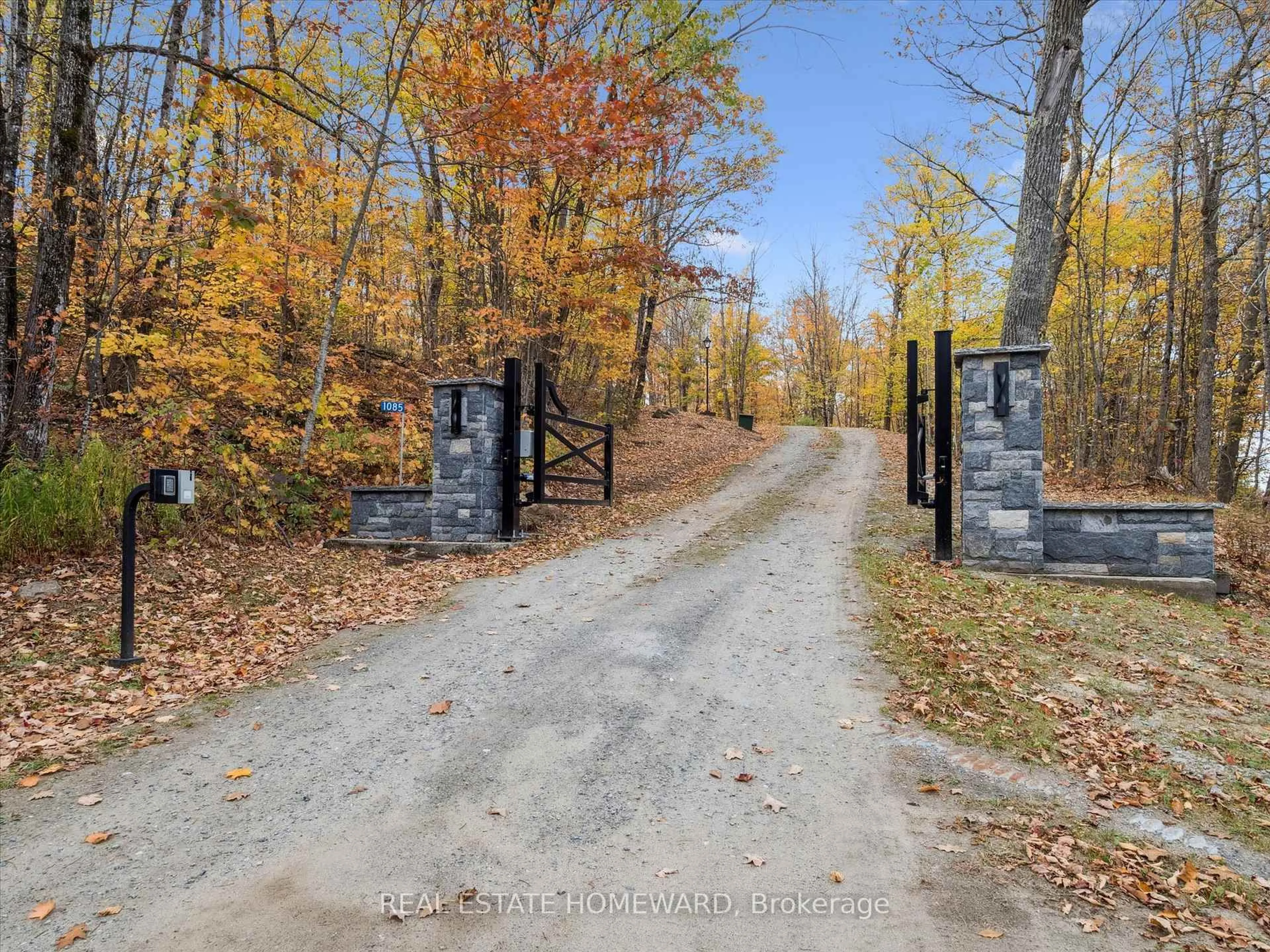 Unknown for 1085 Austin Lane, Lake of Bays Ontario P0B 1A0
