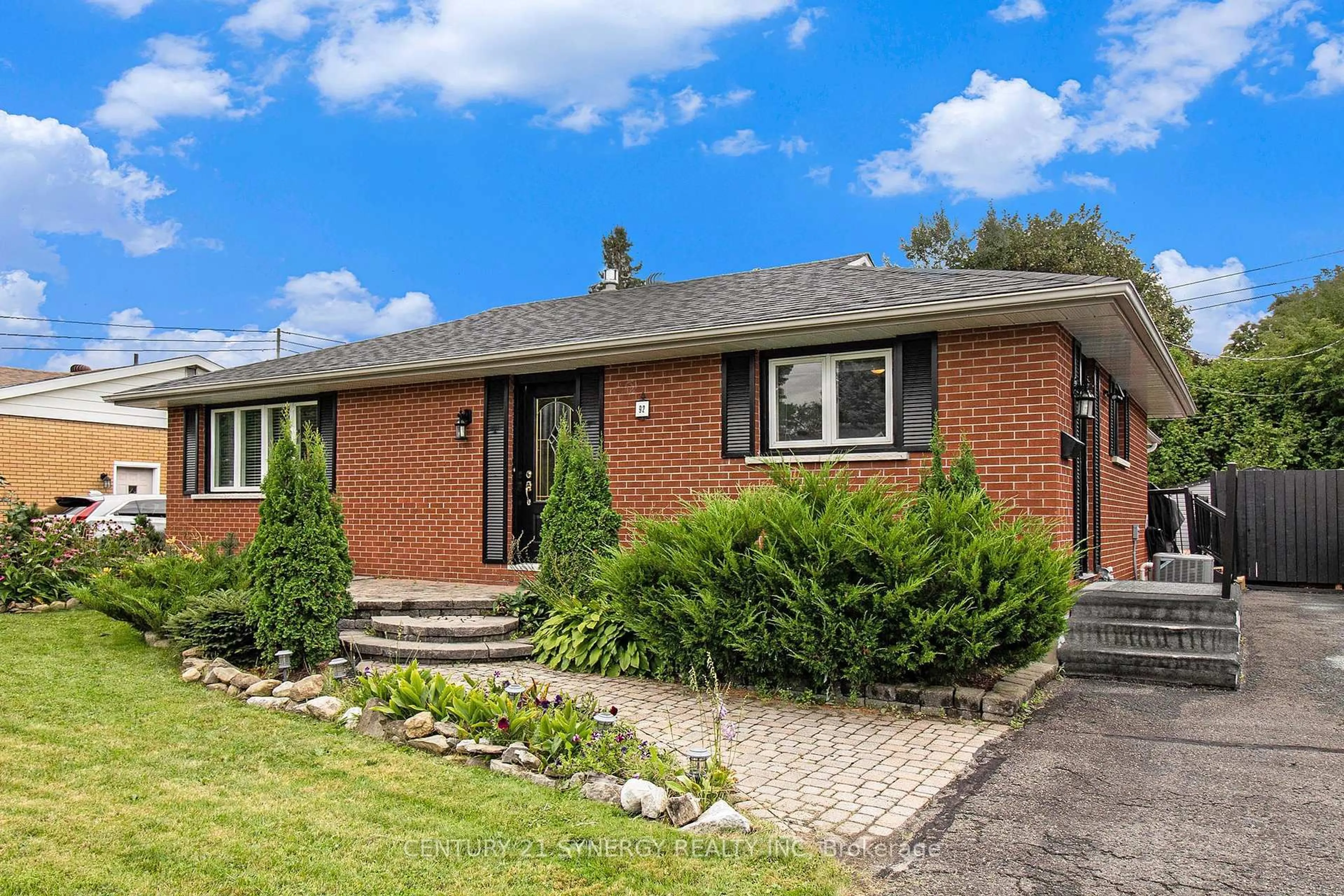 Home with brick exterior material, street for 92 Jasper Ave, Smiths Falls Ontario K7A 4E1