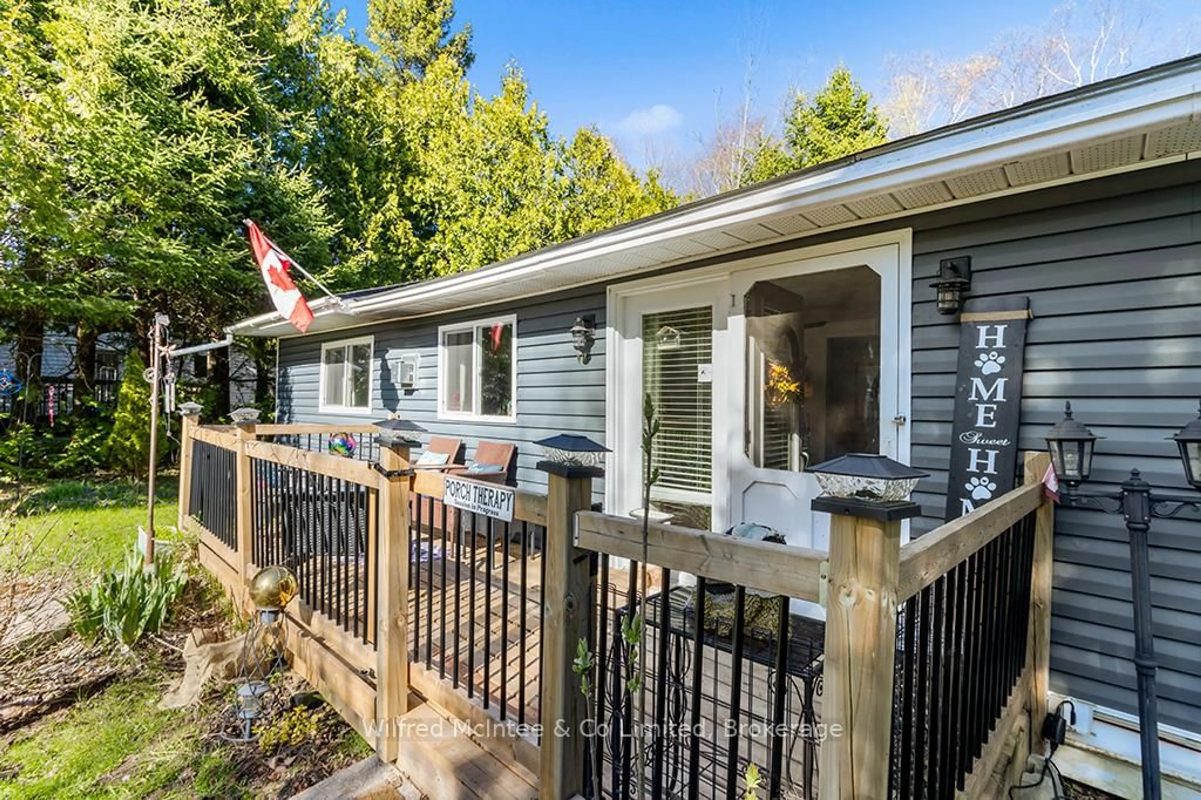 Patio, water/lake/river/ocean view for 13 3RD AVE S Ave, Native Leased Lands Ontario N0H 2L0