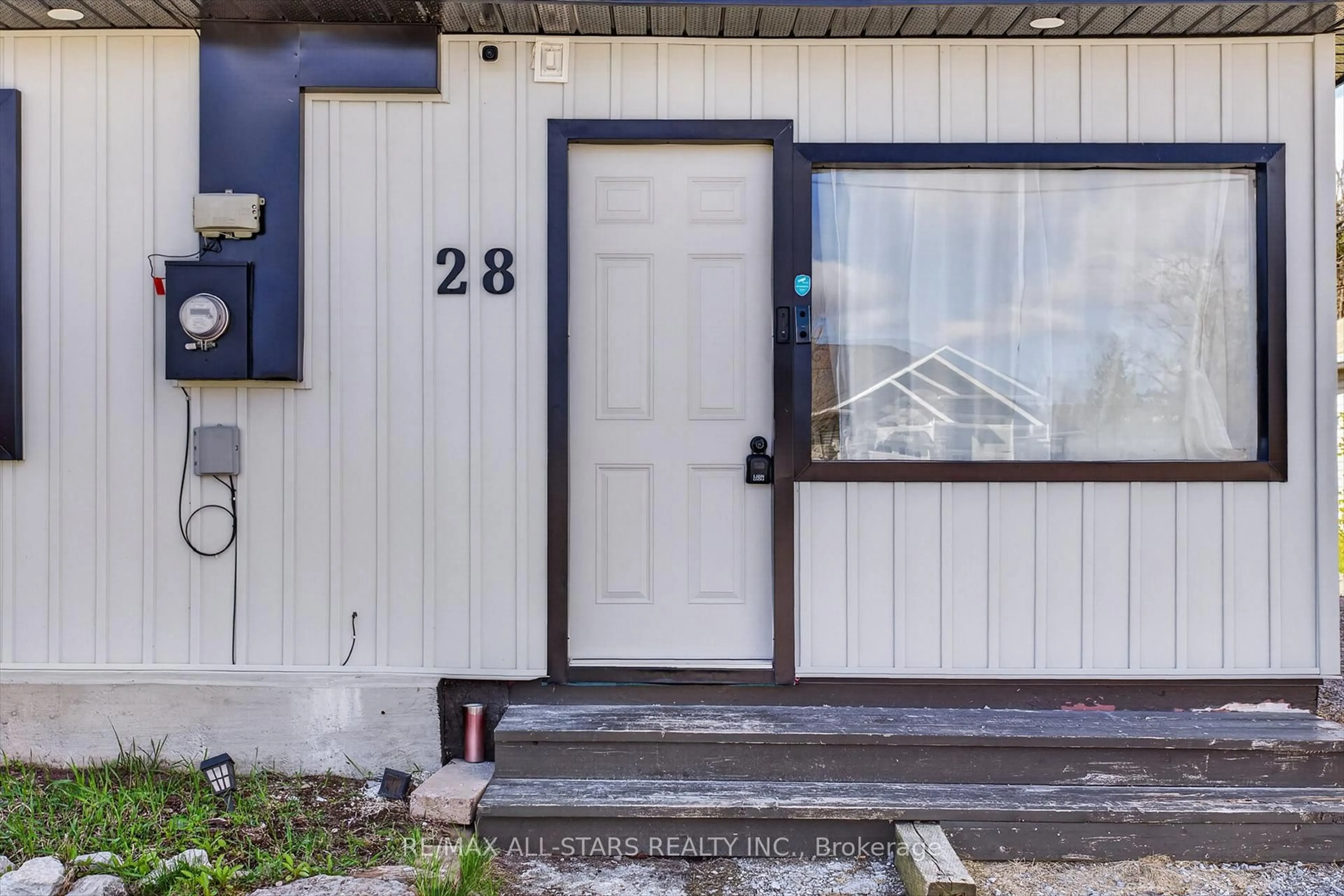 Unknown for 28 Prince St, Kawartha Lakes Ontario K0M 1A0