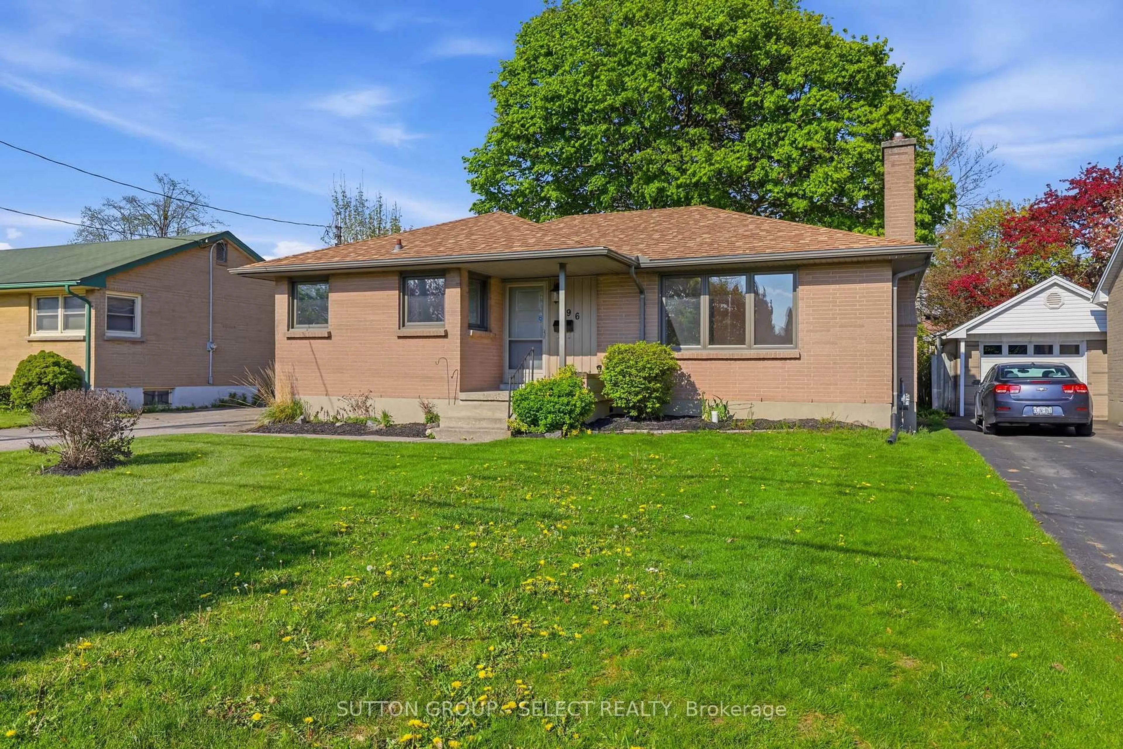 Unknown for 196 Dawn Dr, London East Ontario N5W 4X1