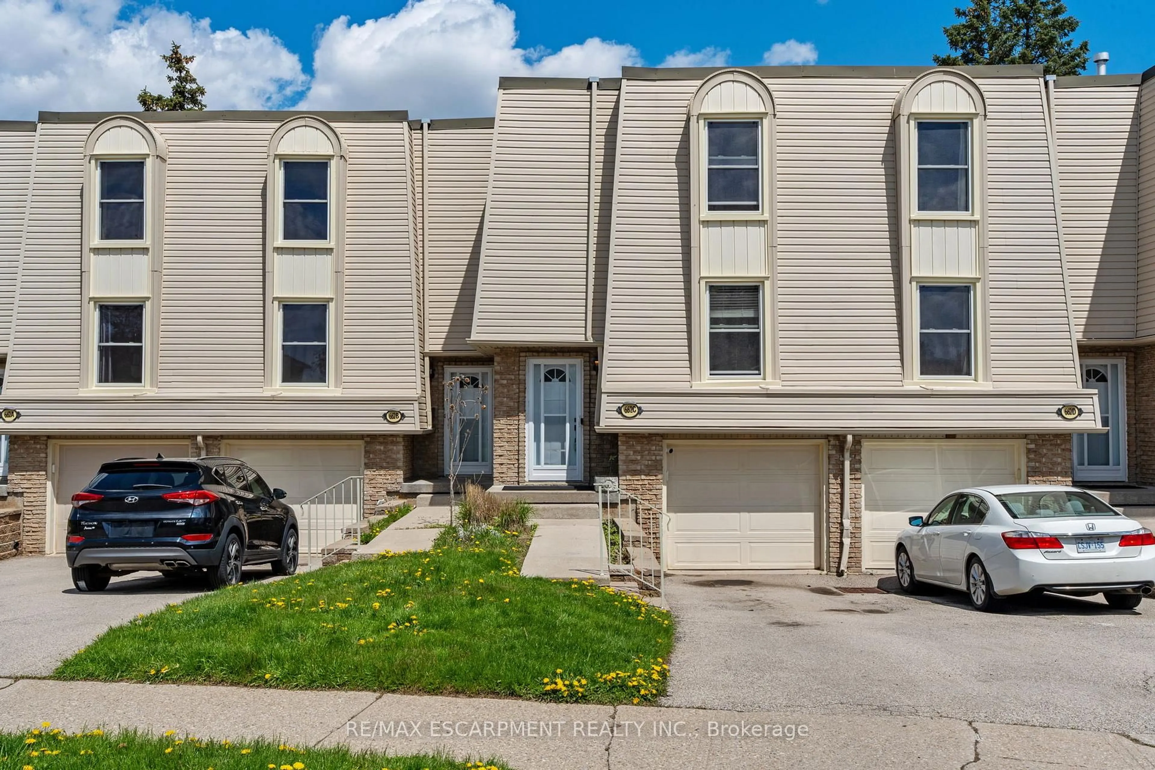 Unknown for 662 Grey St #C, Brantford Ontario N3S 4Y4