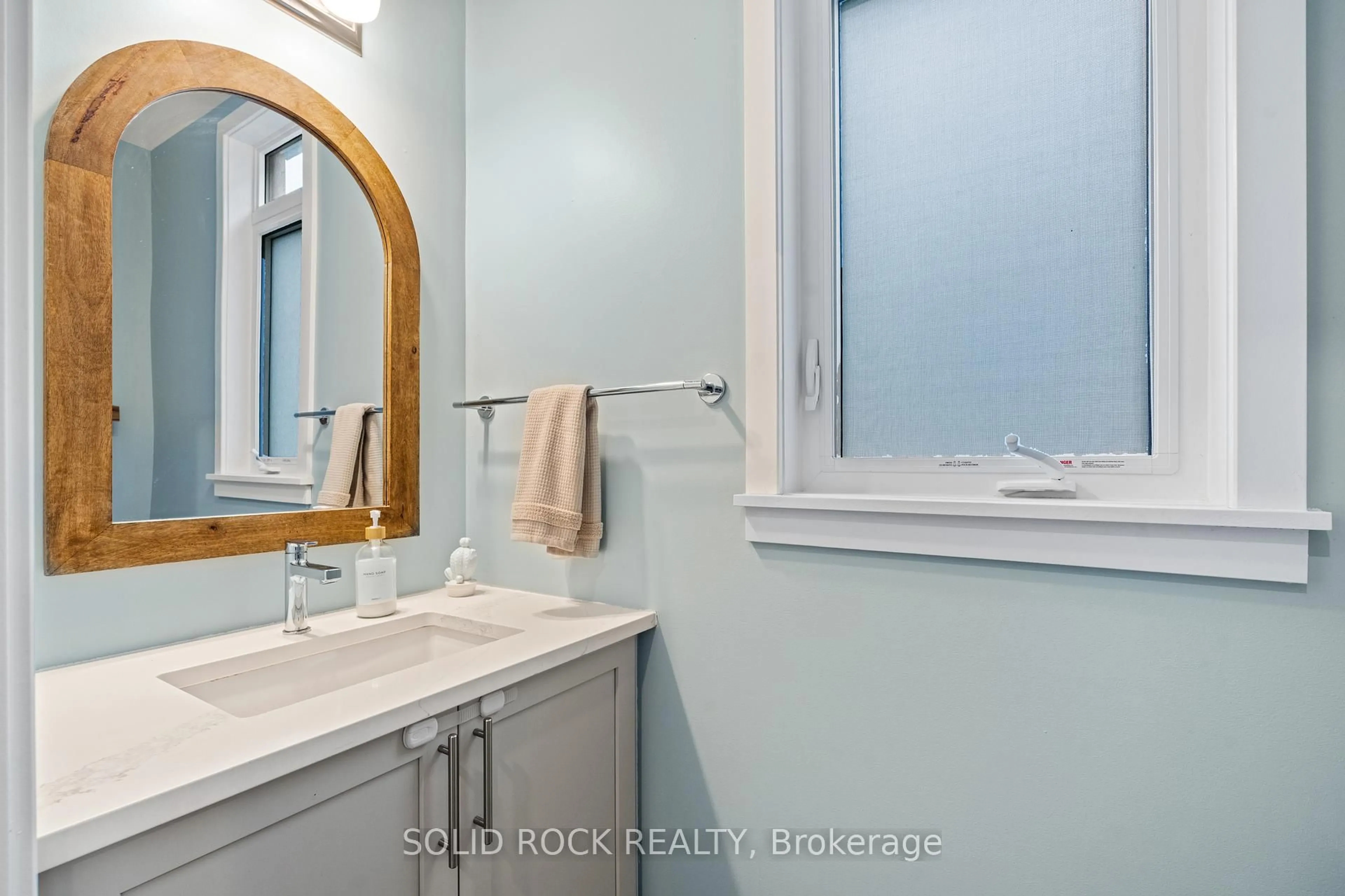 Contemporary bathroom, ceramic/tile floor for 308 Affogato Walk, Ottawa Ontario K2J 6Y8