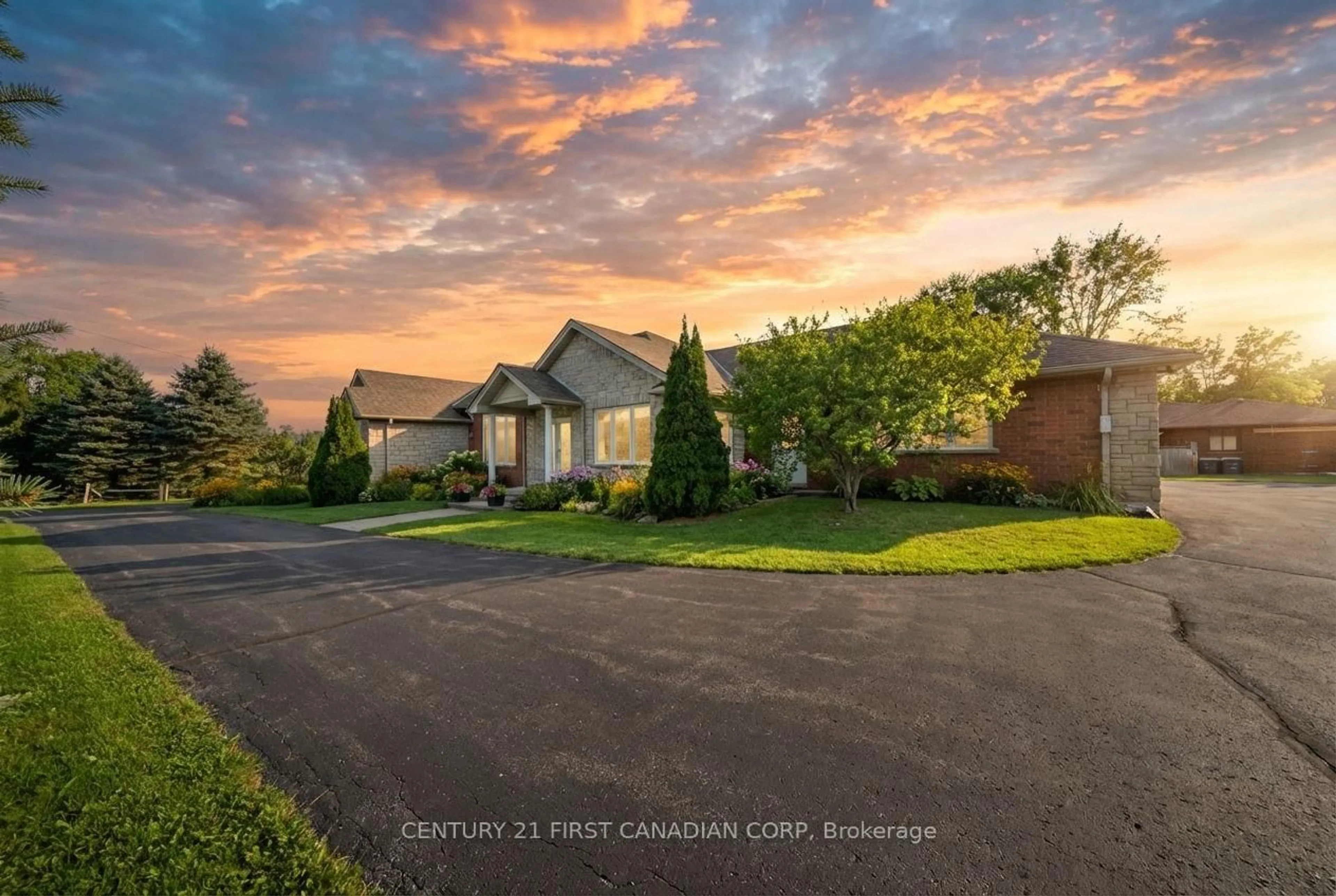 A pic from outside/outdoor area/front of a property/back of a property/a pic from drone, street for 270 McGill Rd, Brant Ontario N0E 1K0