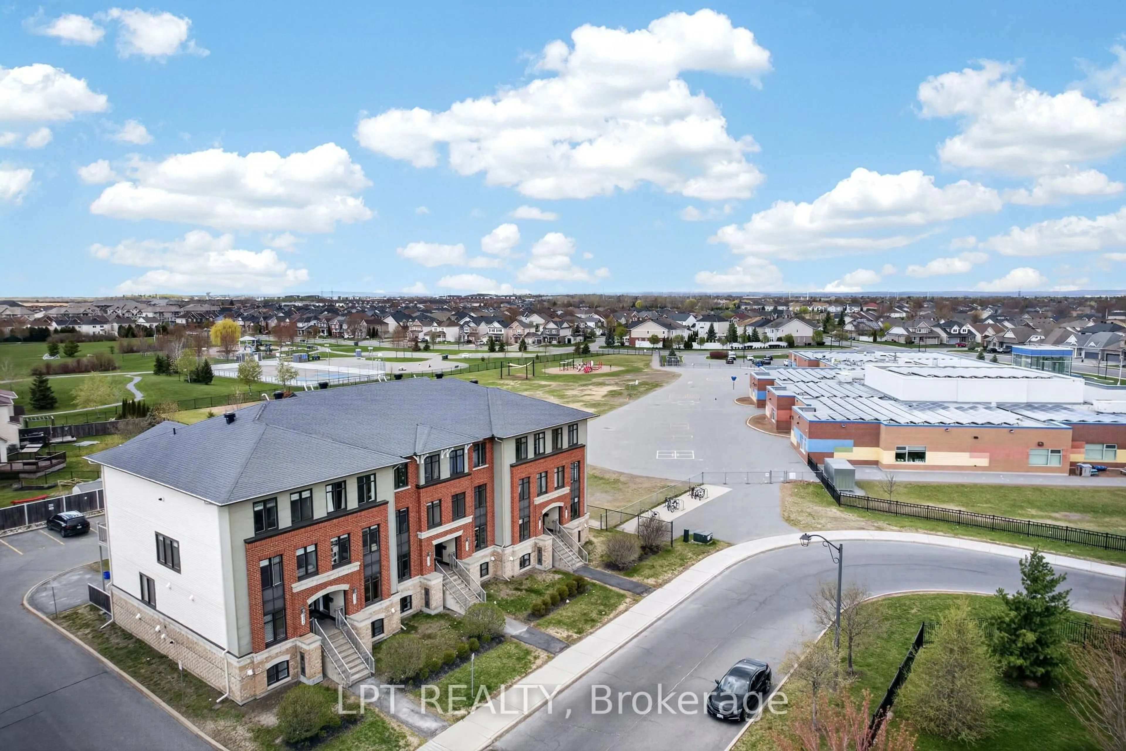 A pic from outside/outdoor area/front of a property/back of a property/a pic from drone, unknown for 2342 Esprit Dr, Orleans Ontario K4A 0T5