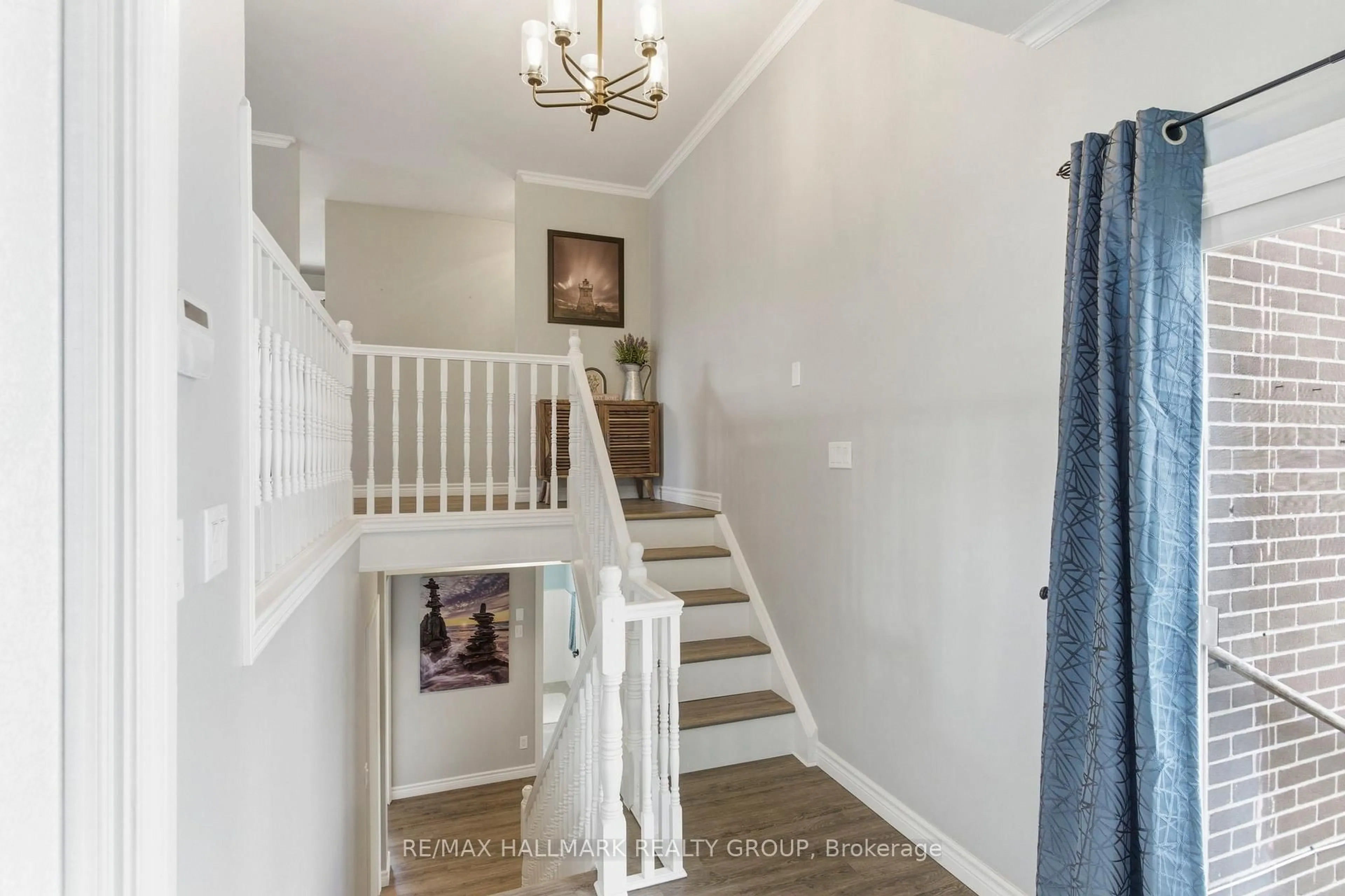 Unknown for 22 Elm Ave, Brockville Ontario K6V 2M4