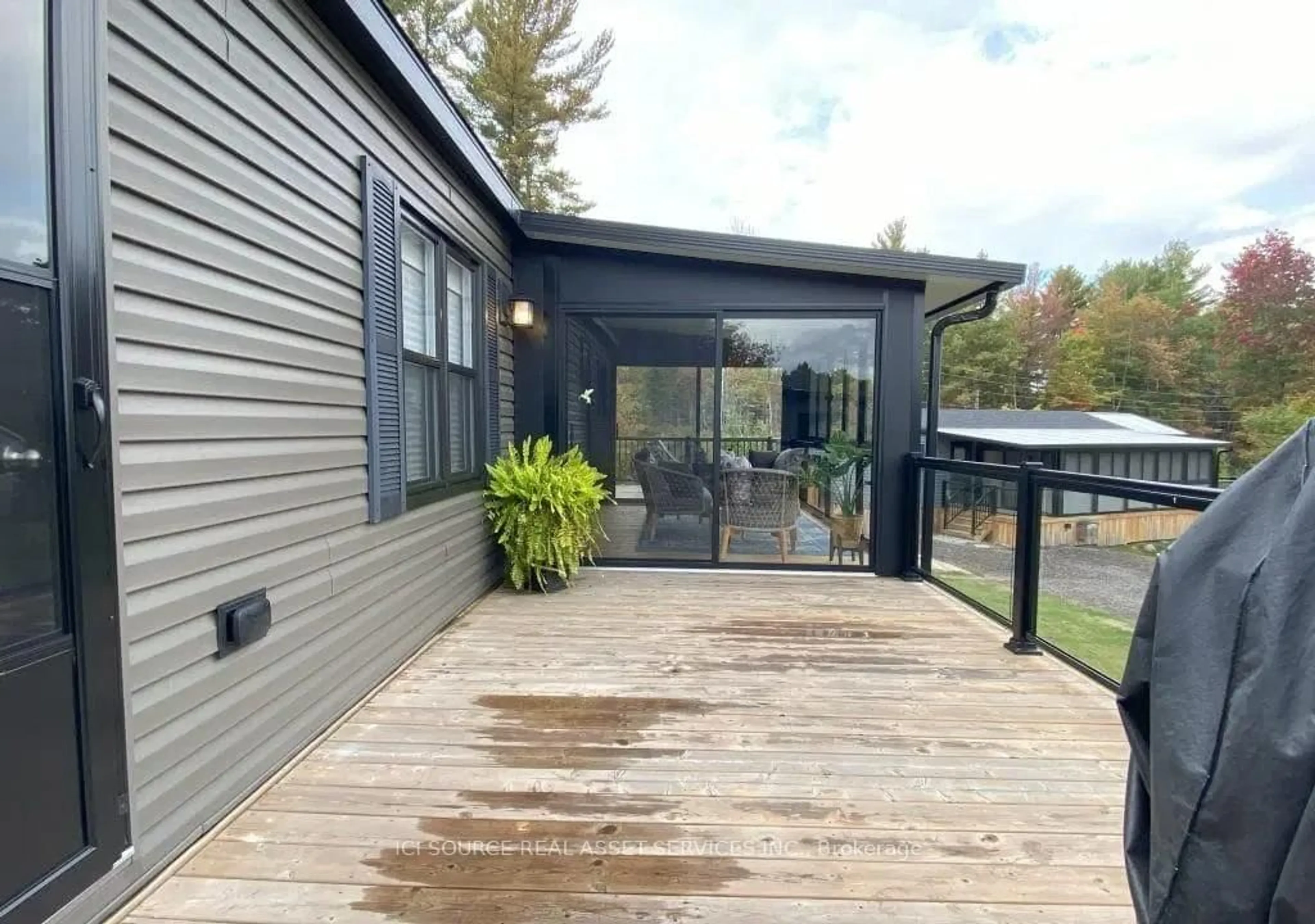 Patio, water/lake/river/ocean view for 1047 Bonnie Lake Camp Rd #BBT98, Bracebridge Ontario P1L 1W9