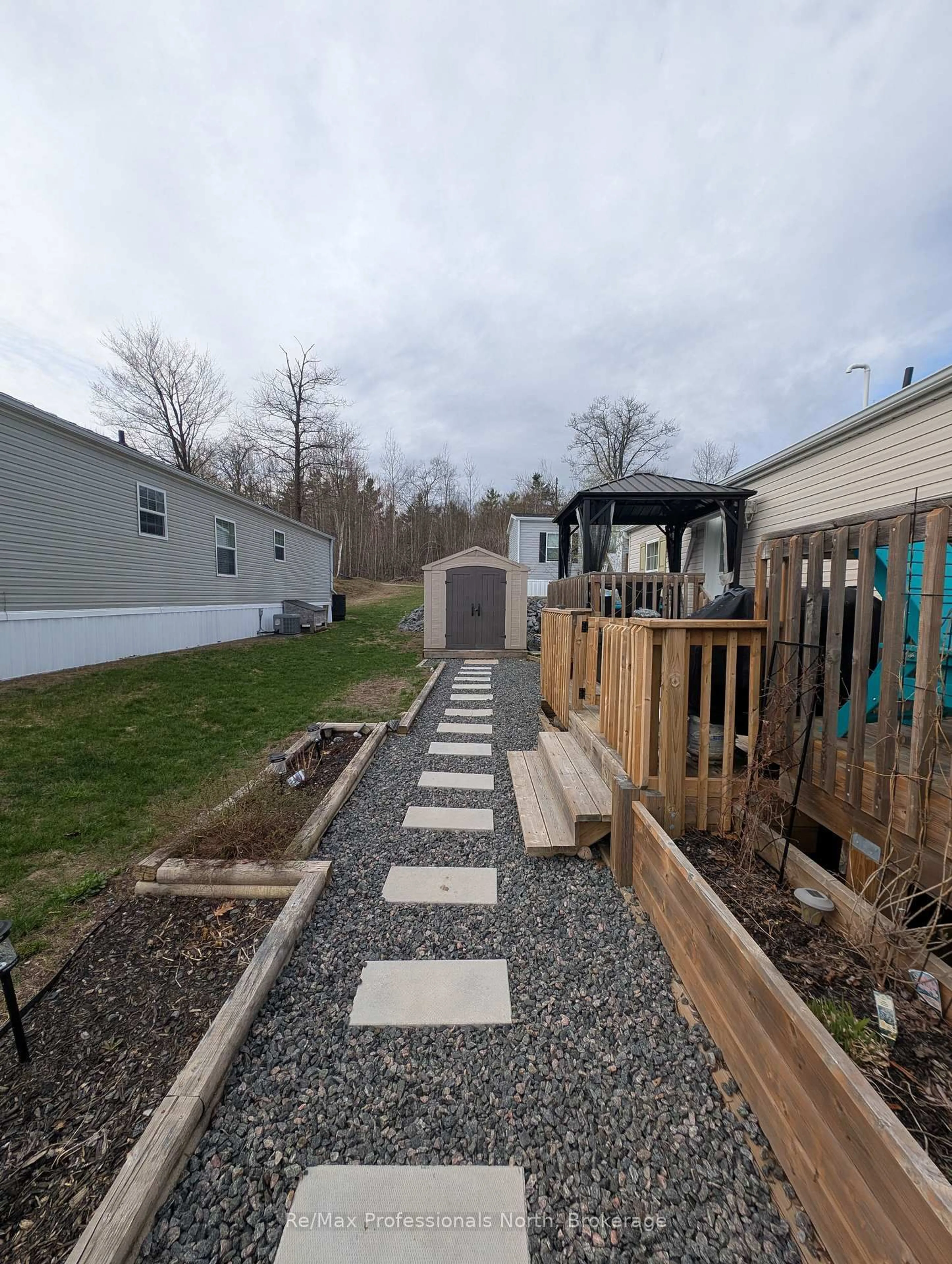 Unknown for 1007 Racoon Rd #133, Gravenhurst Ontario P1P 0C5