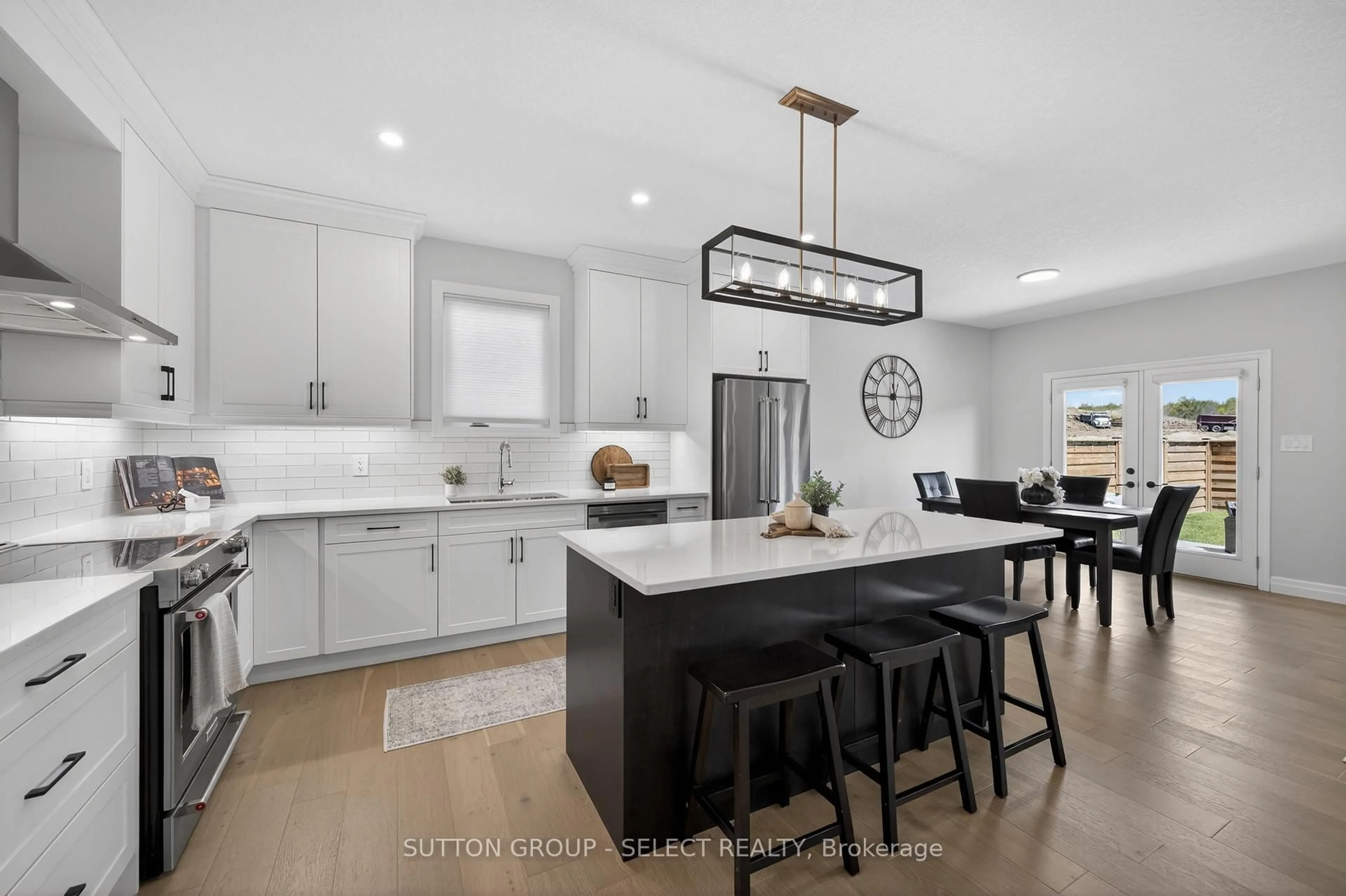 Open concept kitchen, ceramic/tile floor for 3924 Campbell St, London South Ontario N6P 0H7