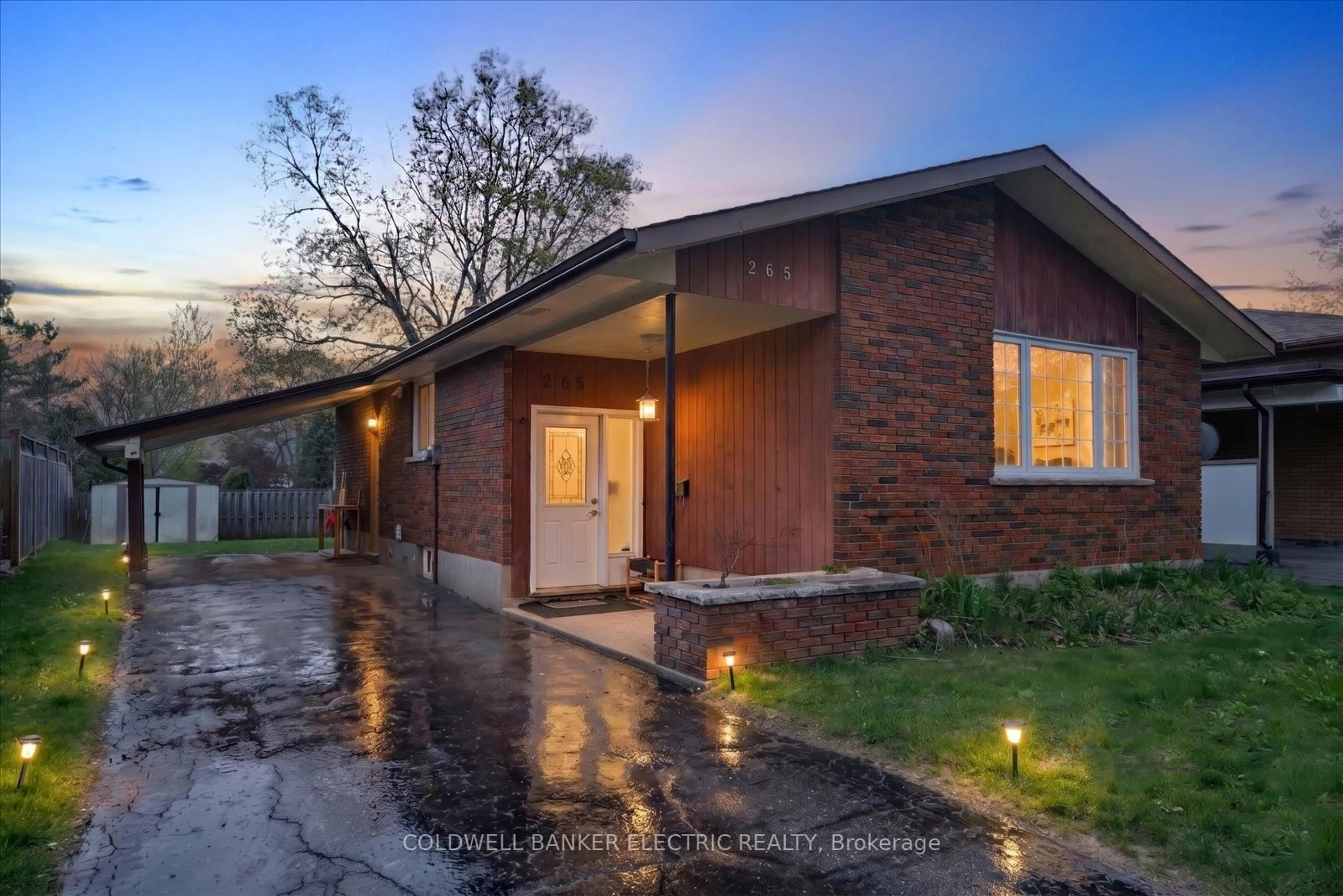 Home with brick exterior material, street for 265 Sunset Blvd, Peterborough Ontario K9H 5L1