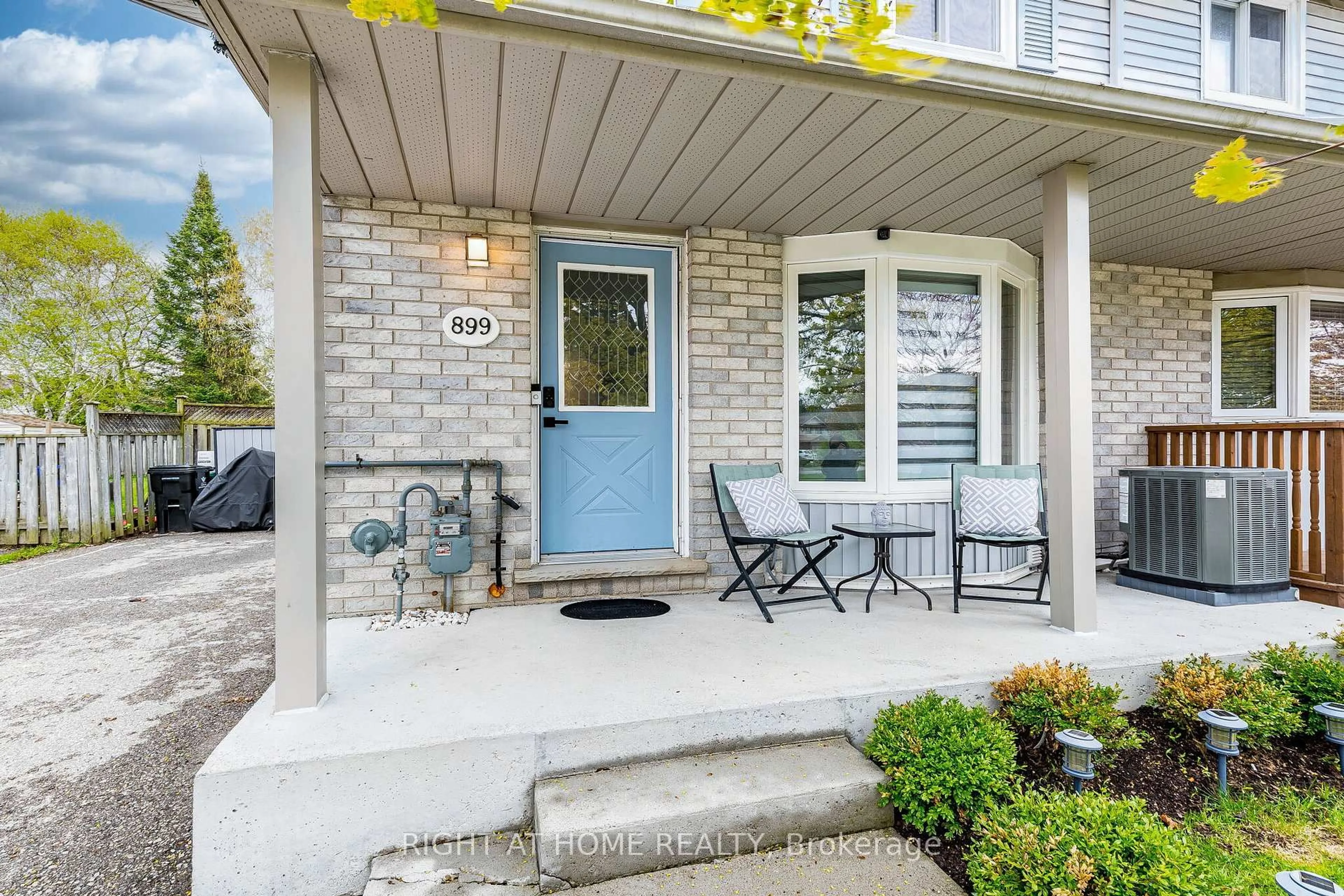 Unknown for 899 Elgin St, Cambridge Ontario N1R 8C4