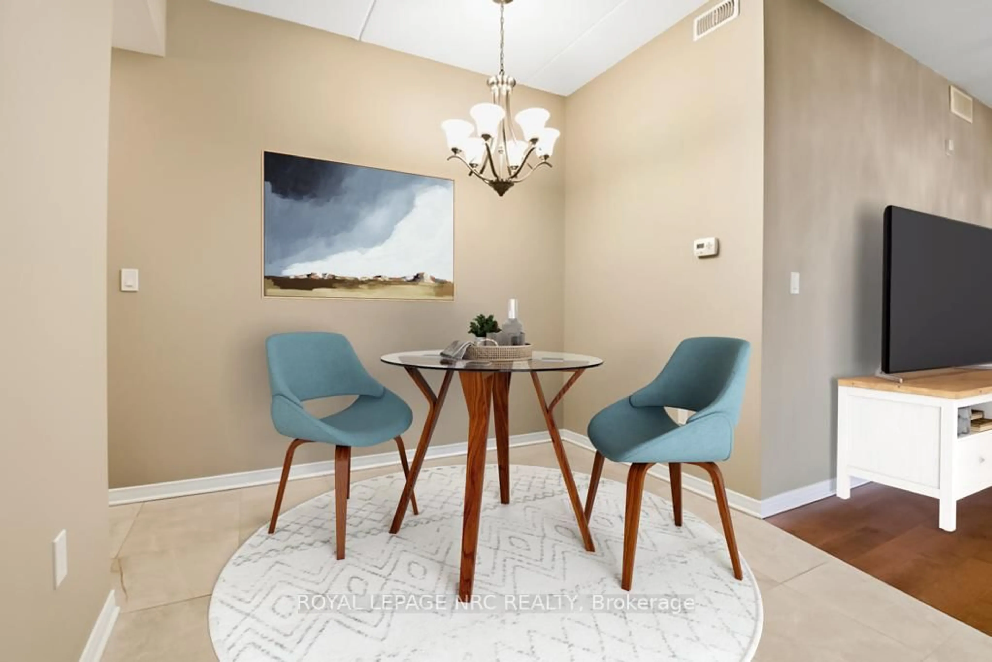 Dining room, unknown for 16 Sullivan Ave #203, Thorold Ontario L2V 2Y2
