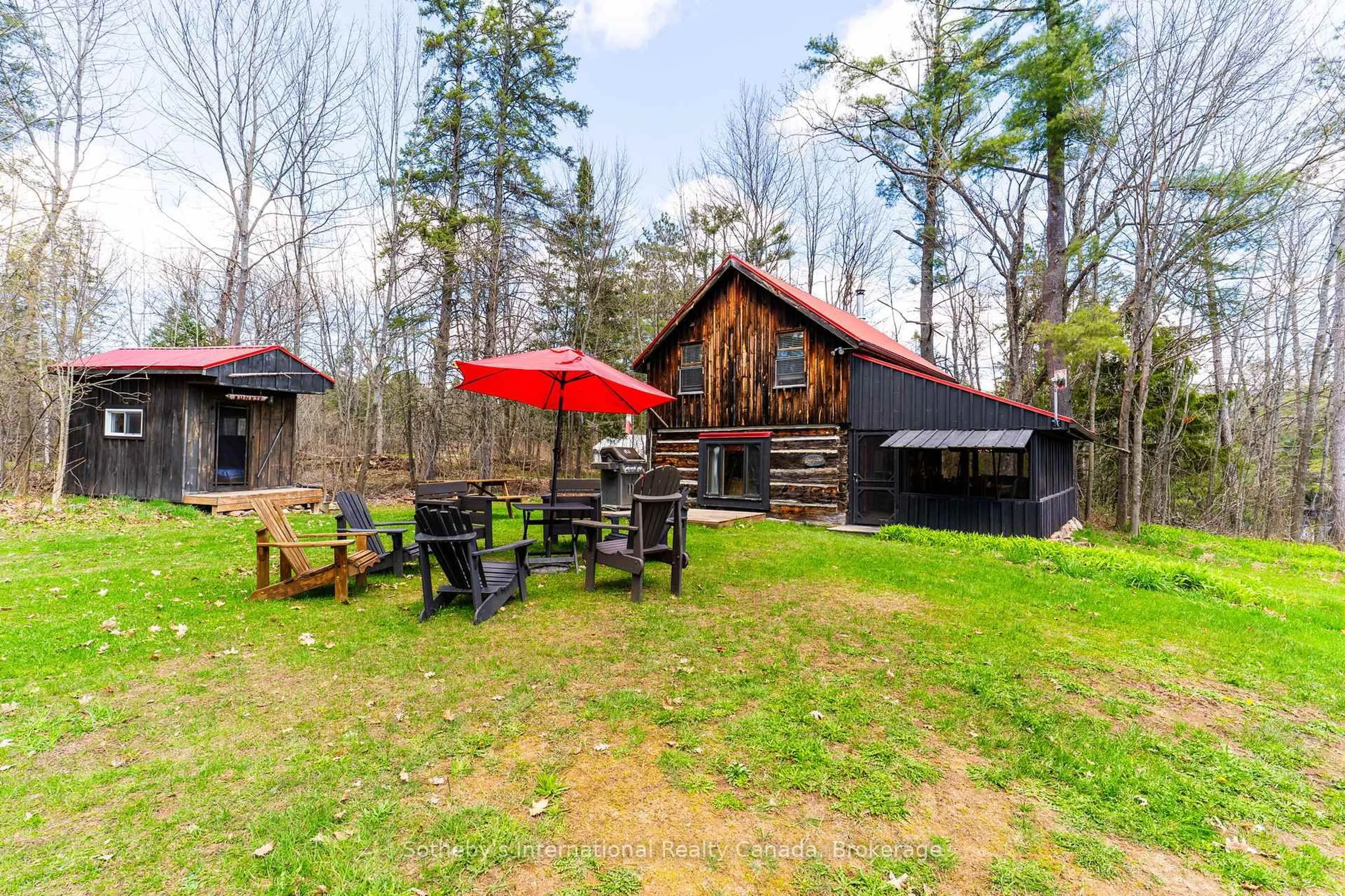 Patio, water/lake/river/ocean view for 1049 Bell Rd #1, Gravenhurst Ontario P1P 1R3