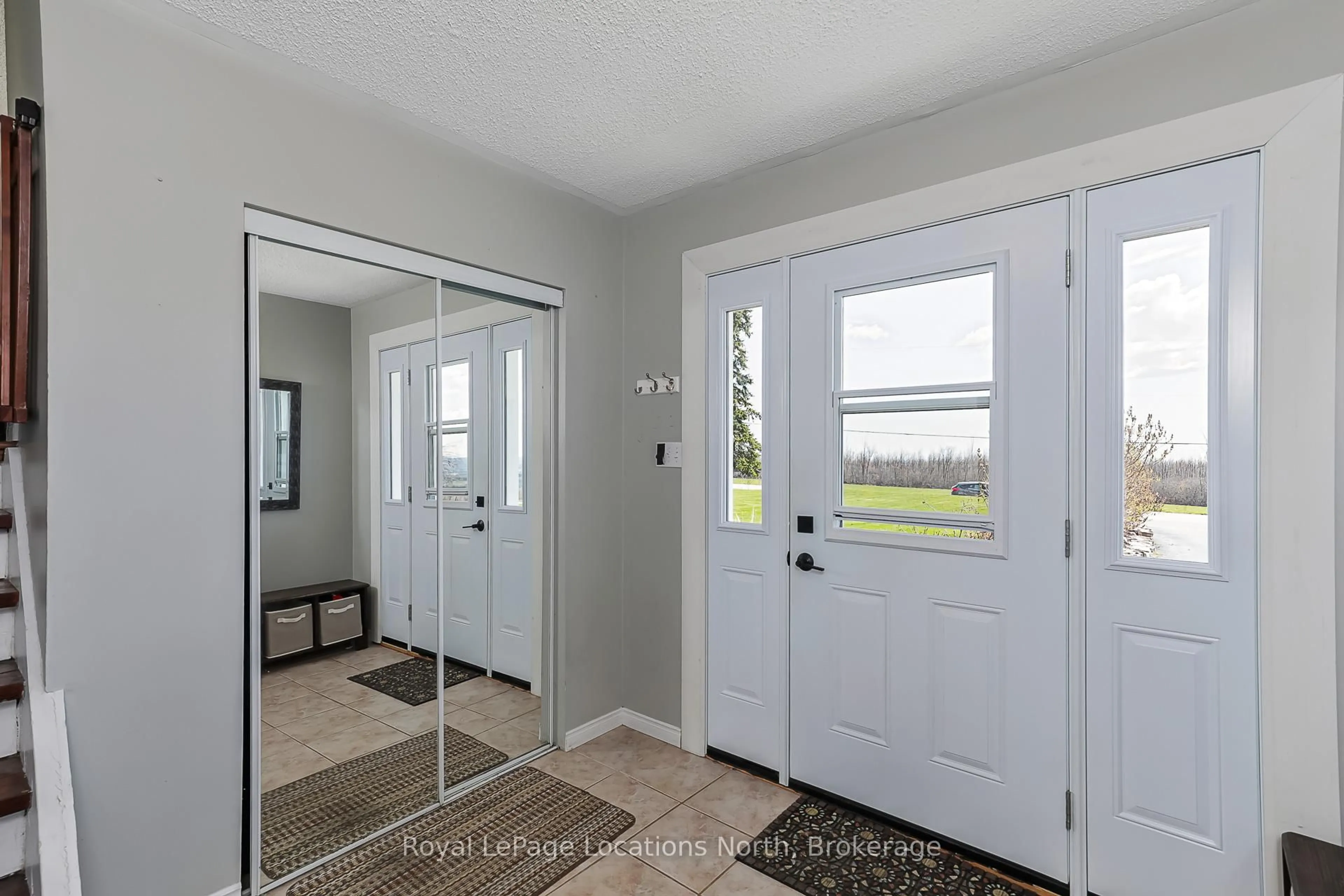 Indoor entryway for 78130 11th Line, Meaford Ontario N4L 1W5