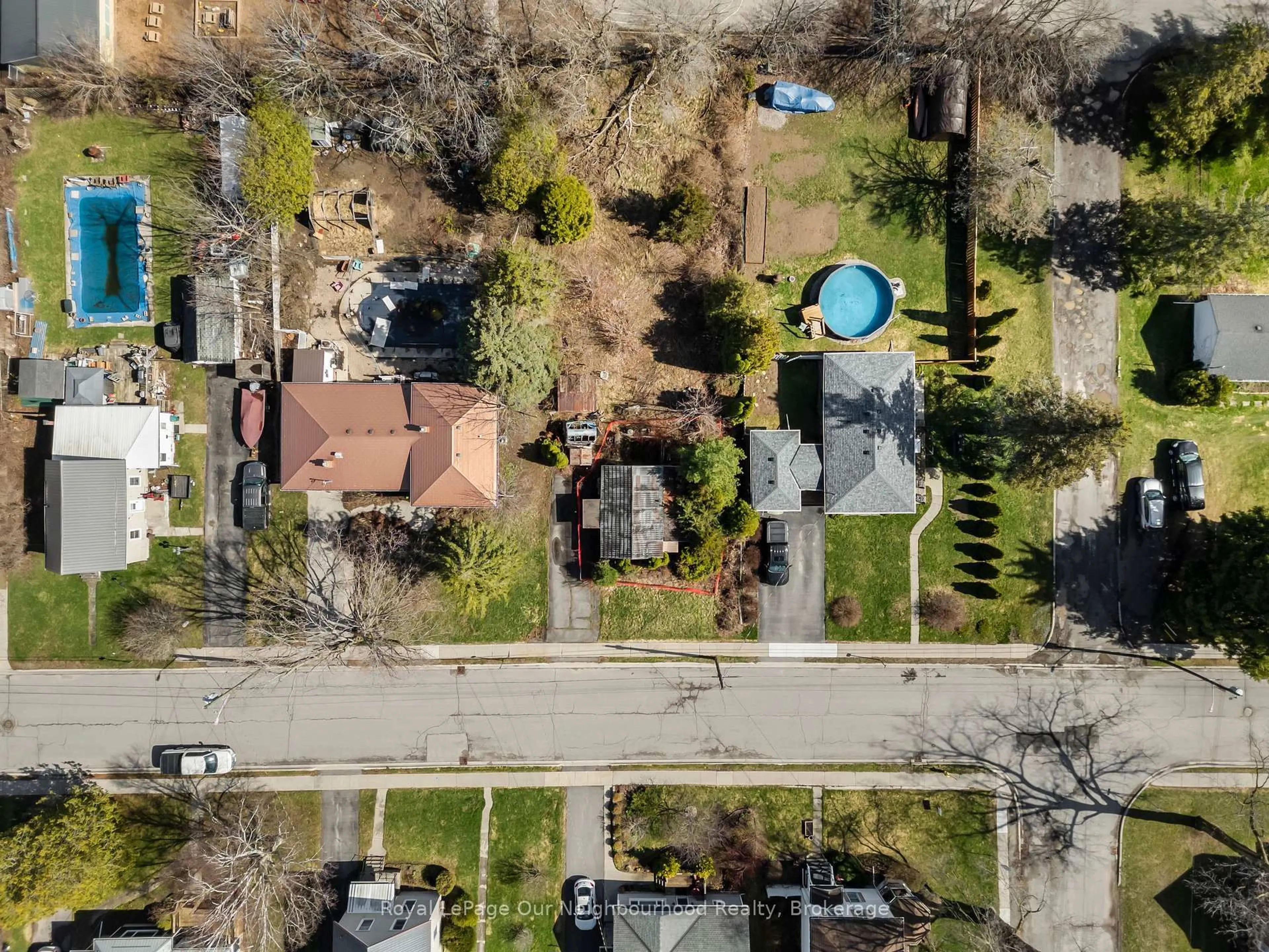 A pic from outside/outdoor area/front of a property/back of a property/a pic from drone, street for 54 Paul St, Prince Edward County Ontario K0K 2T0