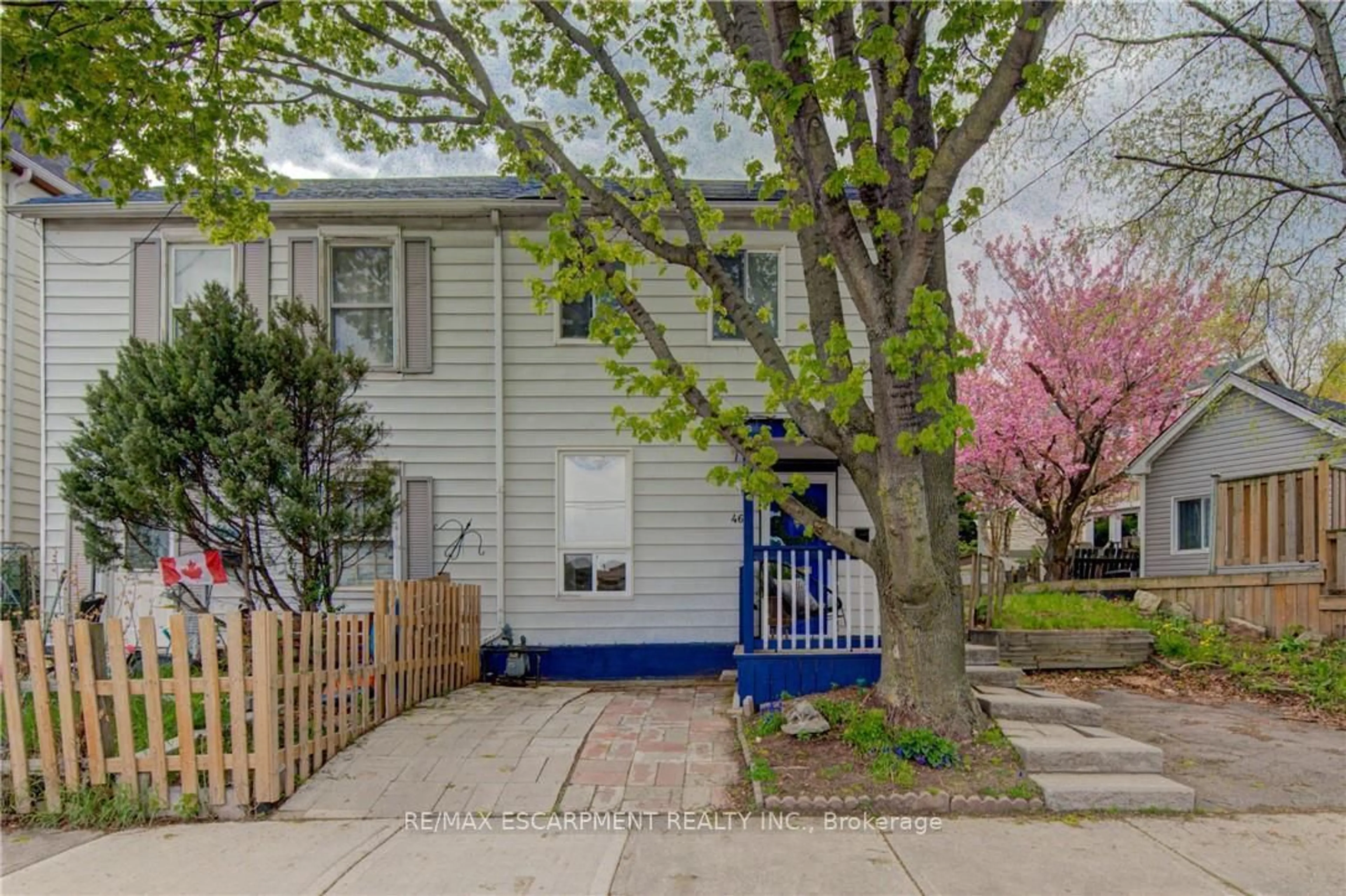 Unknown for 465 MacNab St, Hamilton Ontario L8L 1L6