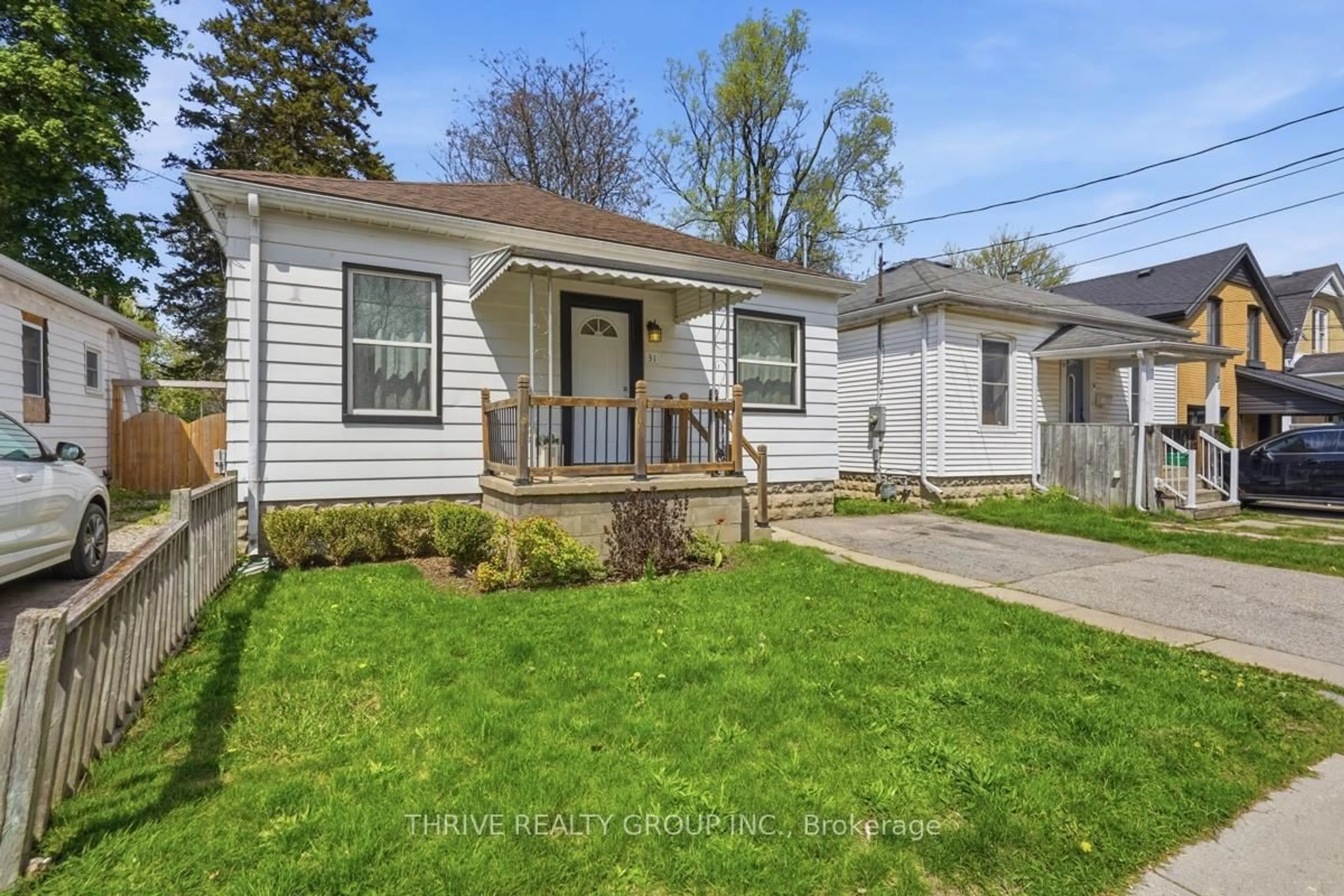 Home with vinyl exterior material, street for 31 Blackfriars St, London North Ontario N6H 1K5