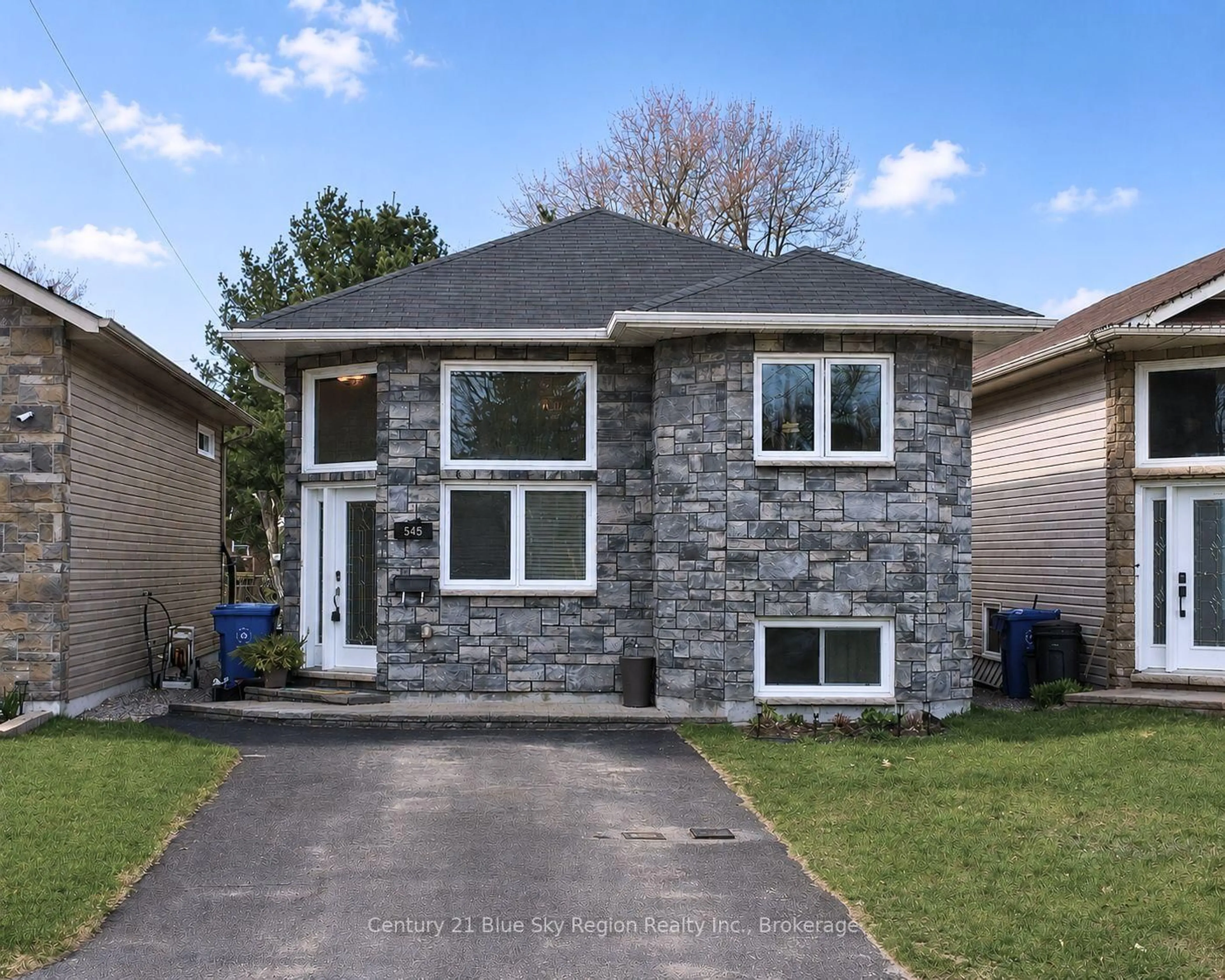Home with brick exterior material, street for 545 Ann St, North Bay Ontario P1B 5L4