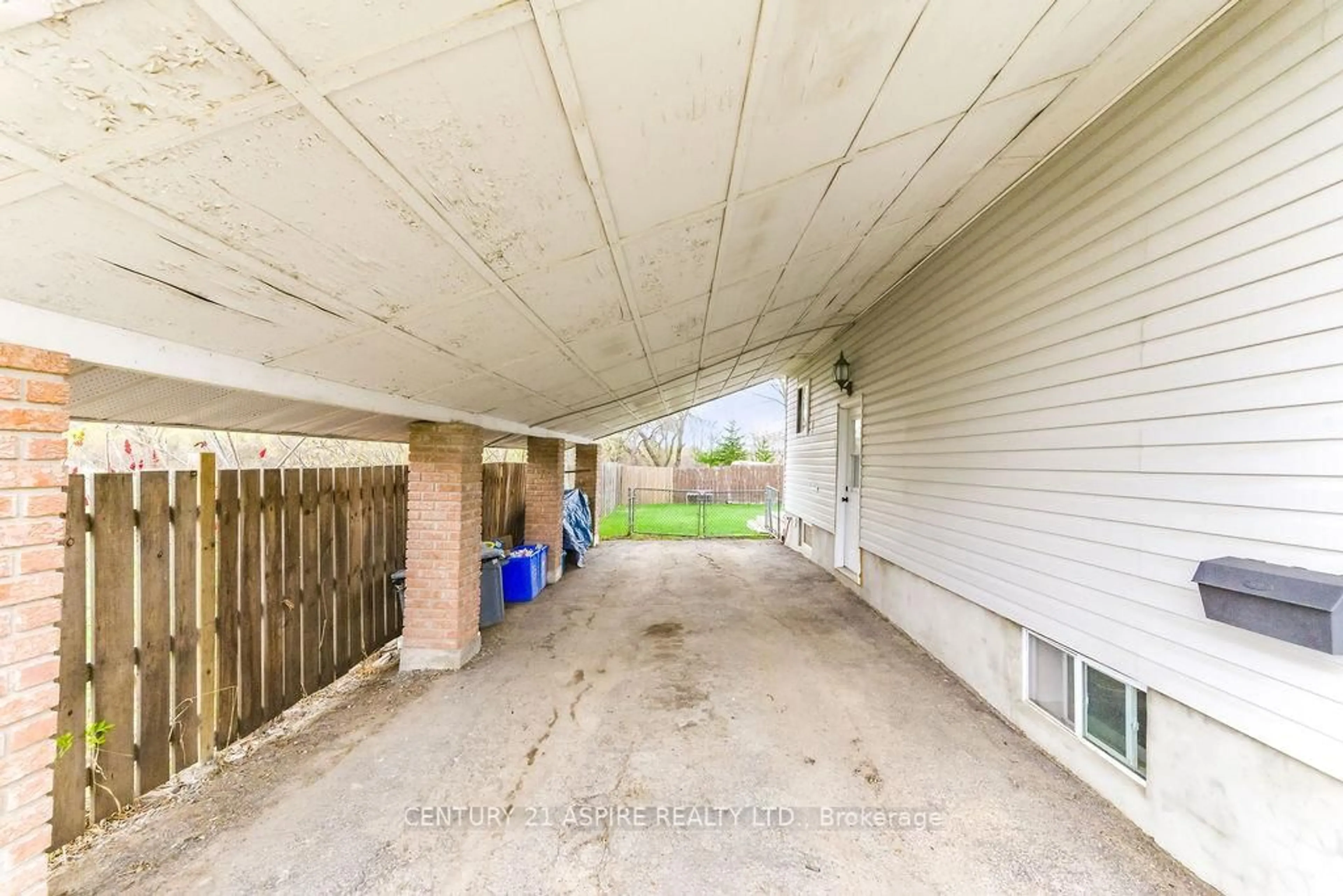 Unknown for 832 River Rd, Pembroke Ontario K8A 1A7