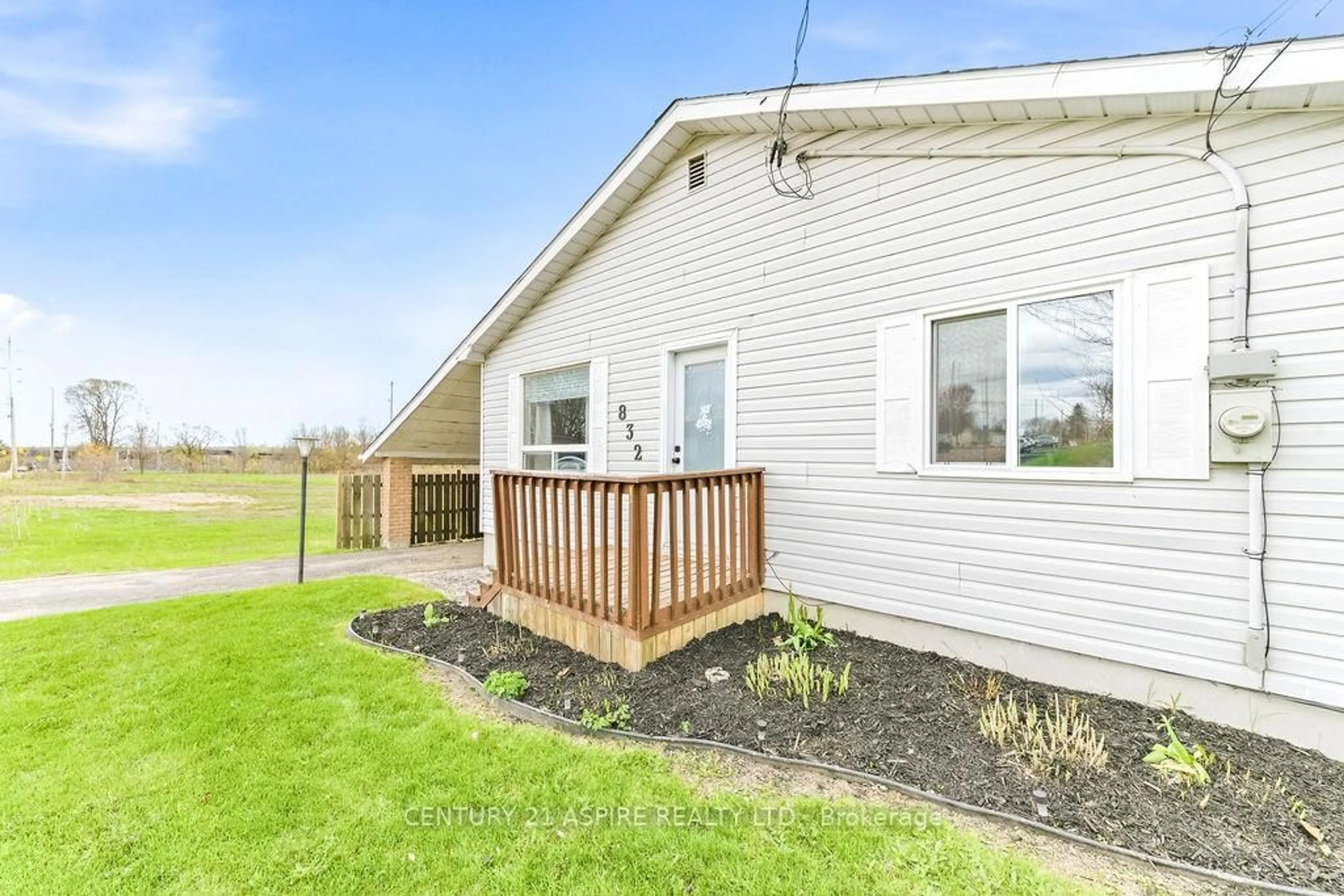 Unknown for 832 River Rd, Pembroke Ontario K8A 1A7