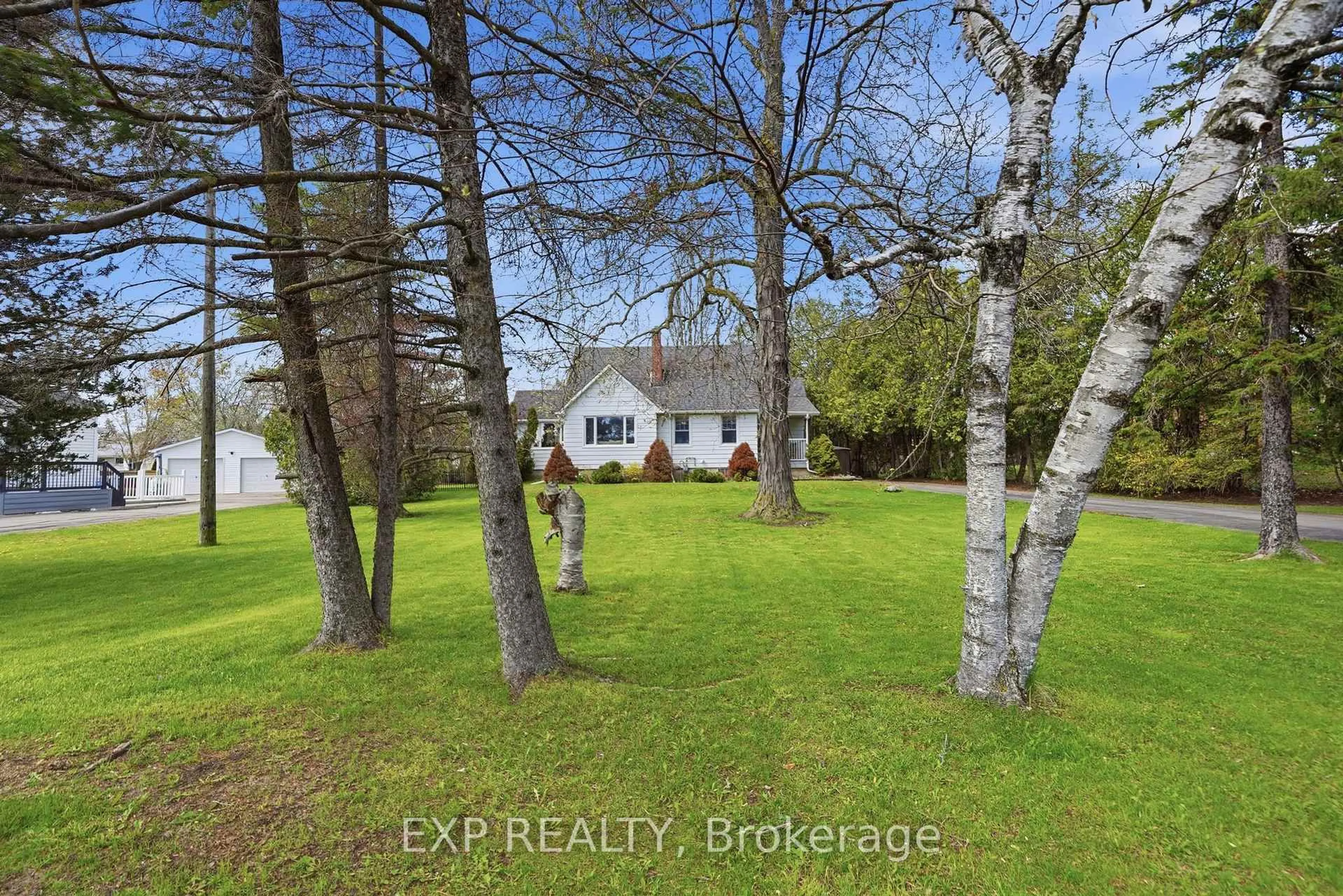 A pic from outside/outdoor area/front of a property/back of a property/a pic from drone, unknown for 74 Sidney St, Belleville Ontario K8P 3Y8