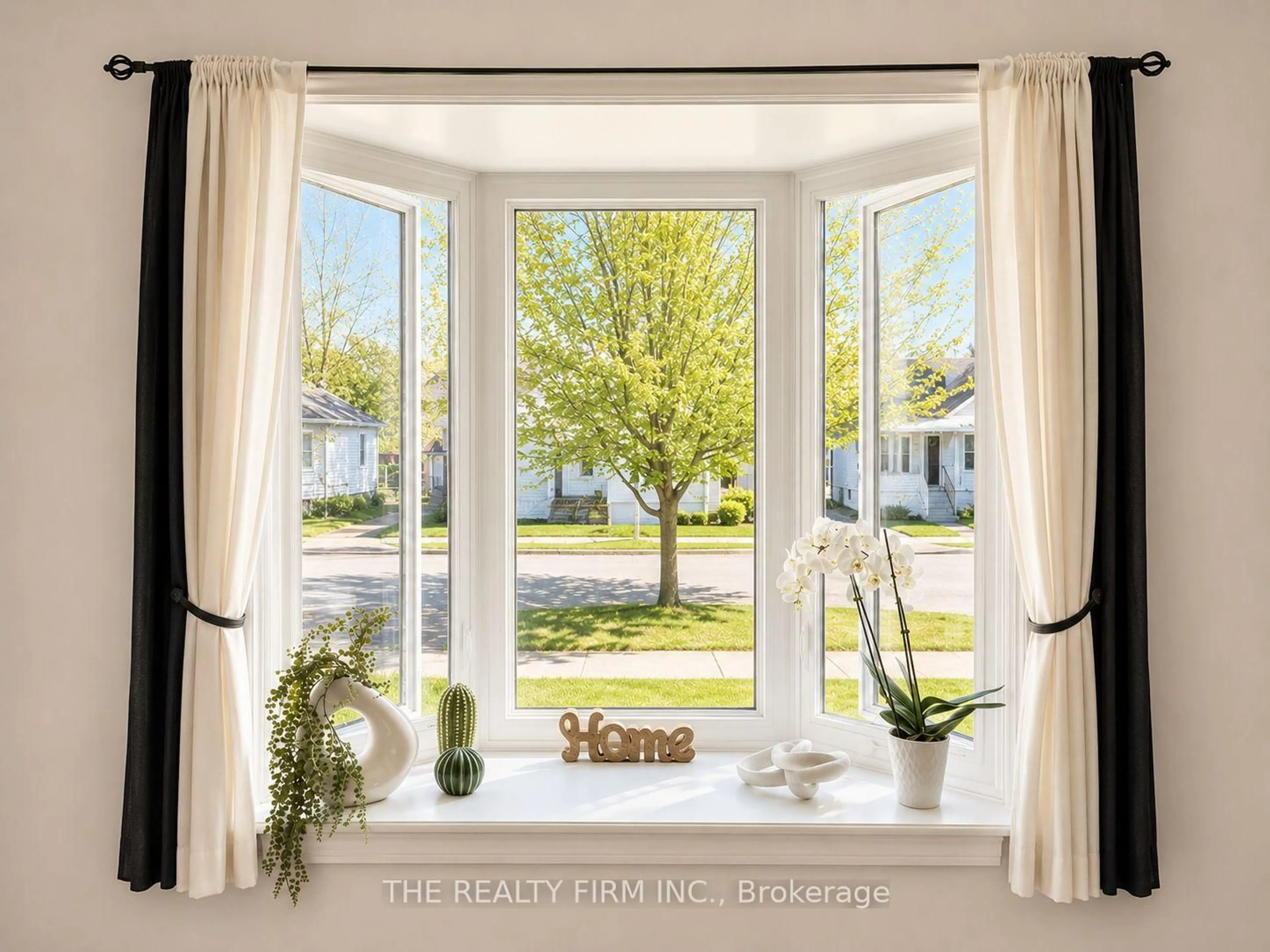 Indoor entryway for 1621 Borden St, London East Ontario N5W 2R3